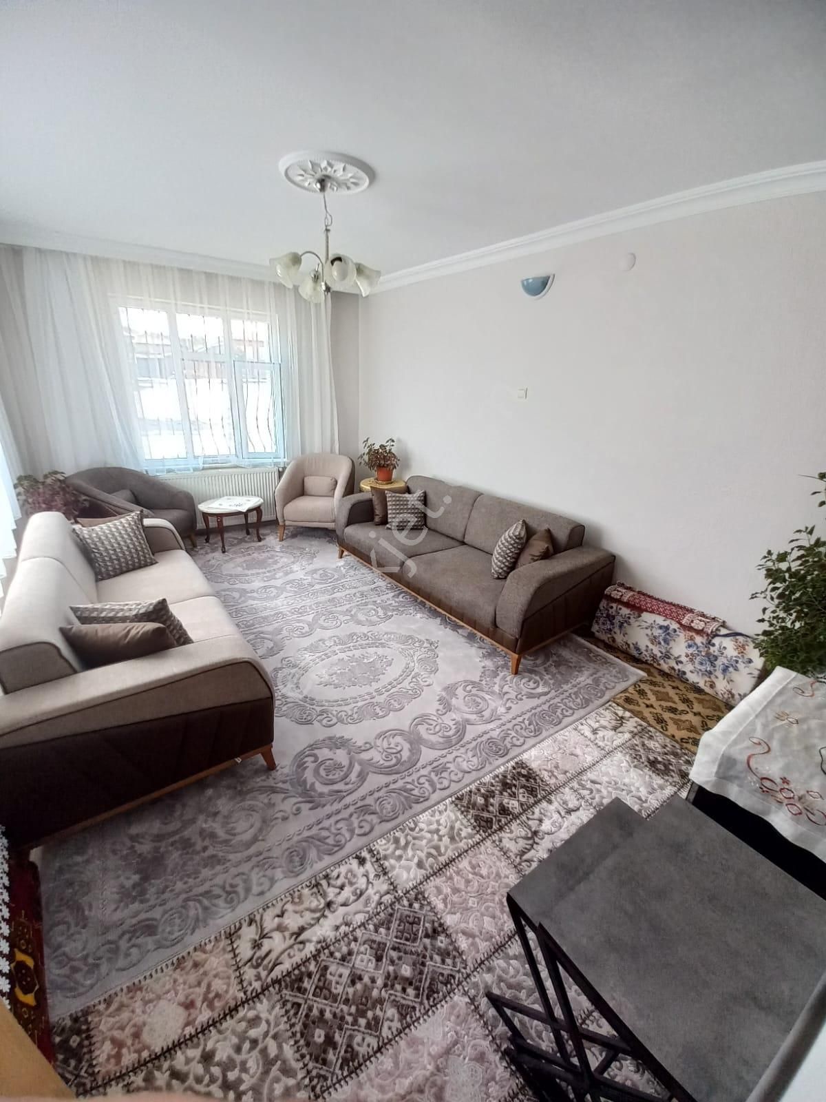 Hatıp Merkez De 677 Metre Arsa İçinde Satılık 3+1 Mustakil Ev - Görsel 13