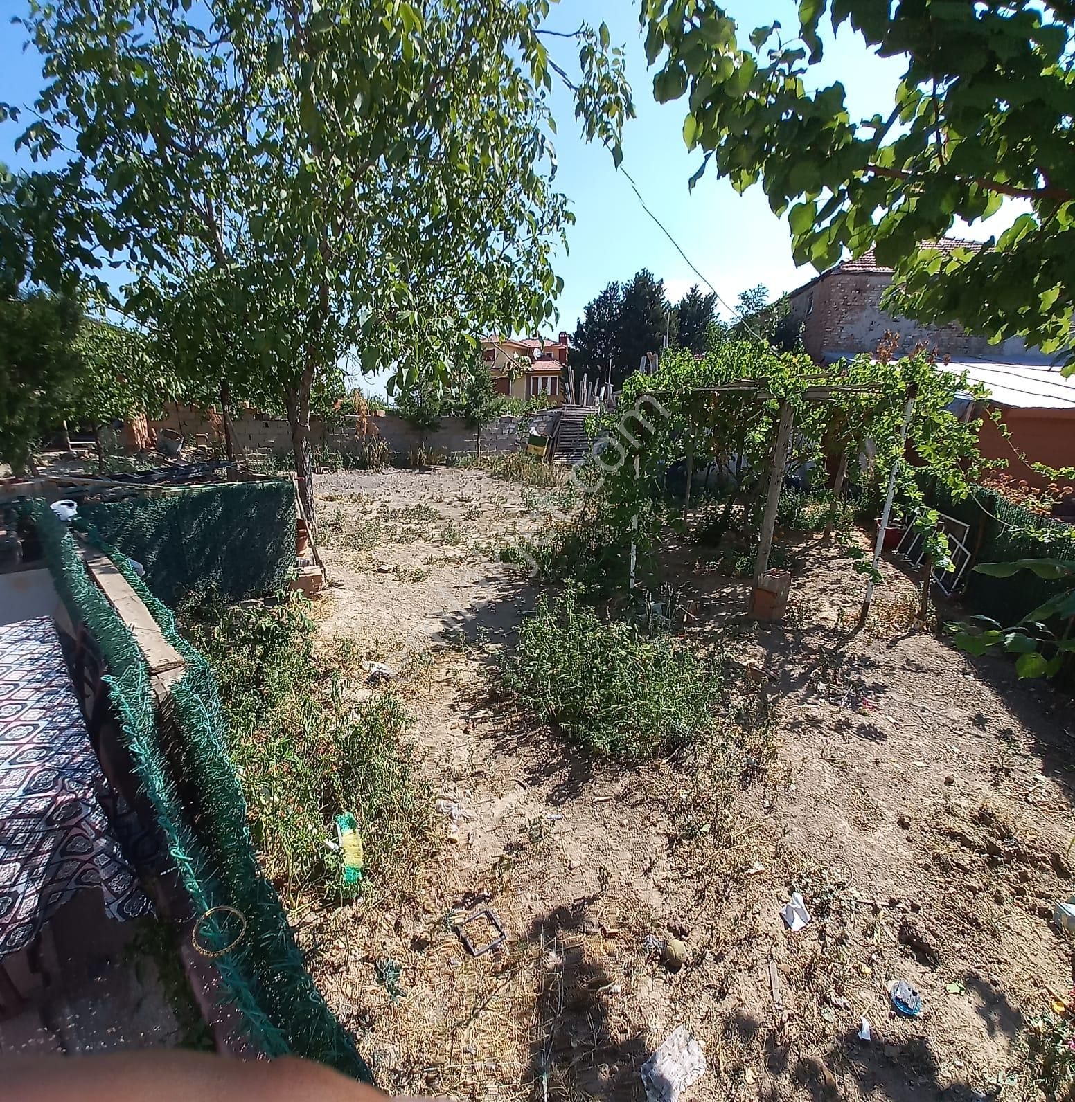 Hatıp Merkez De 677 Metre Arsa İçinde Satılık 3+1 Mustakil Ev - Görsel 4