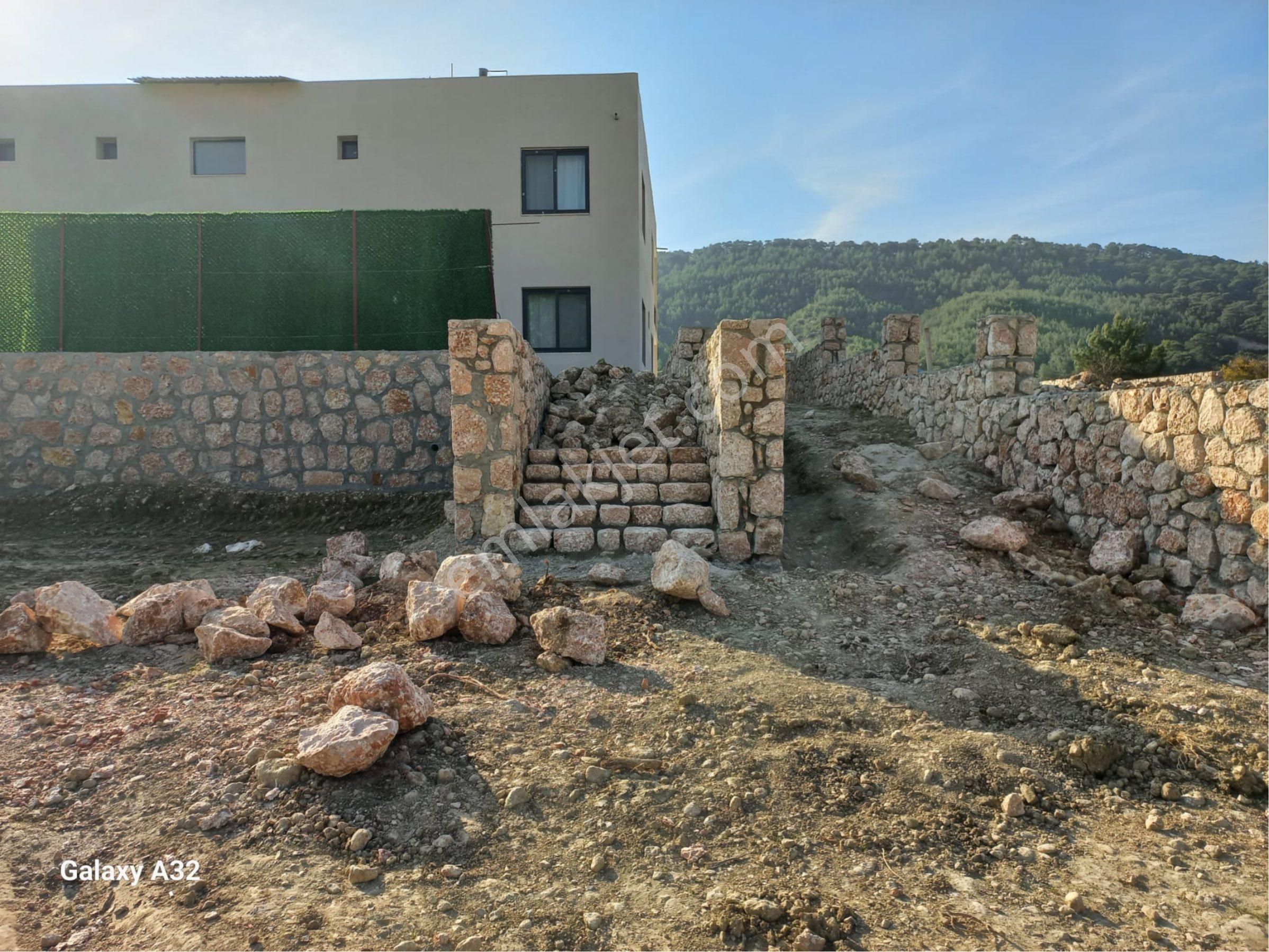 Antalya Kaş Kalkan Sarıbelen Mah. 3750m2 Arsa İçinde 400m2 Villa - Görsel 22