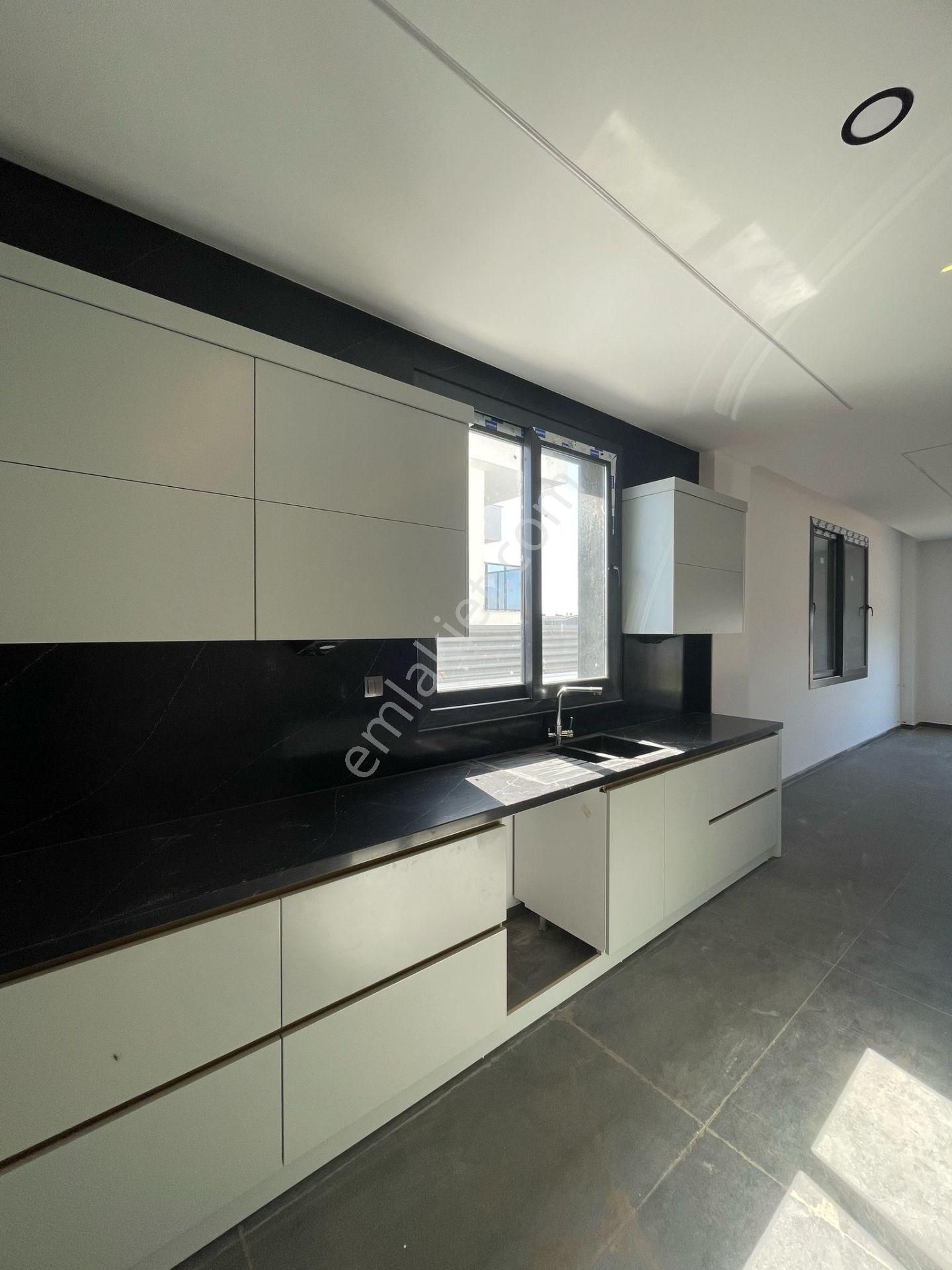 Didim Hisar Mahallesinde Özel Tasarımlı Satılık Lüks Ve Konforun Buluştuğu Tam Müstakil Villa - Görsel 30