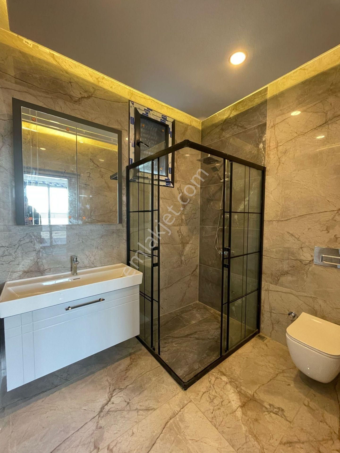 Didim Hisar Mahallesinde Özel Tasarımlı Satılık Lüks Ve Konforun Buluştuğu Tam Müstakil Villa - Görsel 24