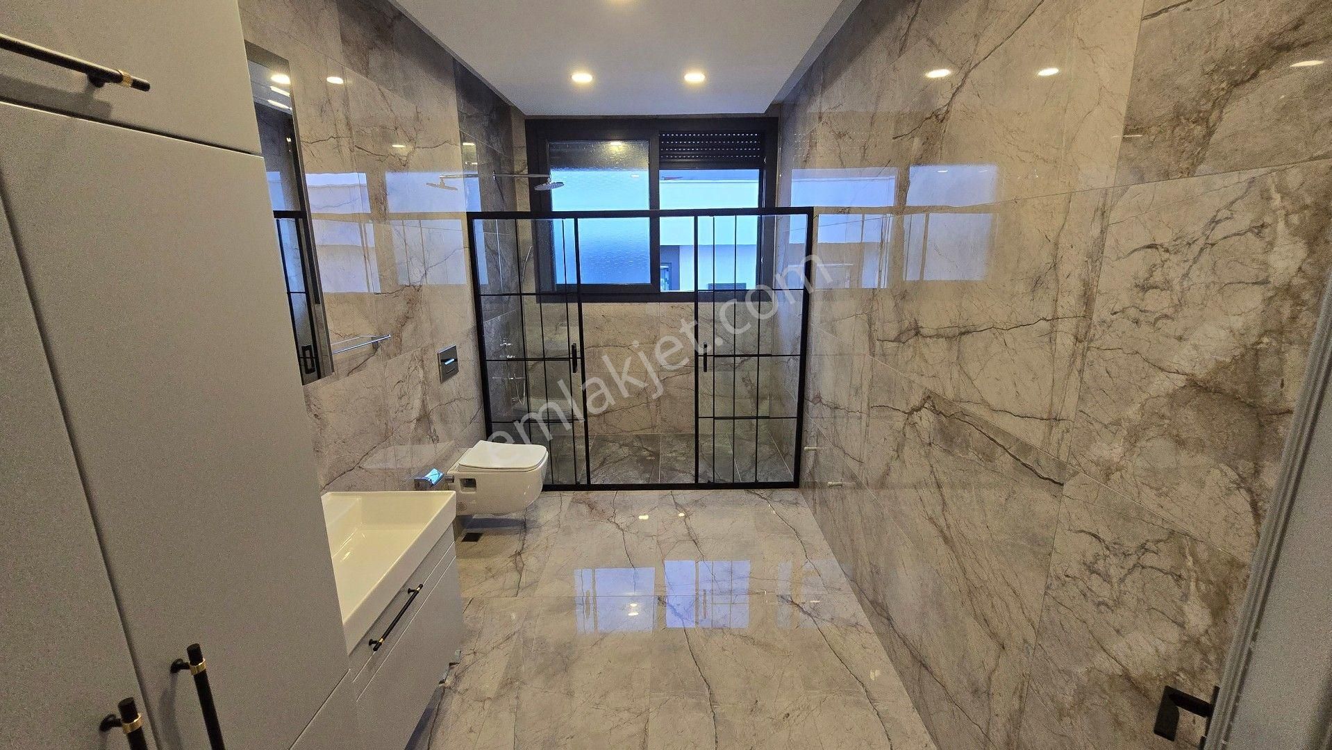 Didim Hisar Mahallesinde Özel Tasarımlı Satılık Lüks Ve Konforun Buluştuğu Tam Müstakil Villa - Görsel 15