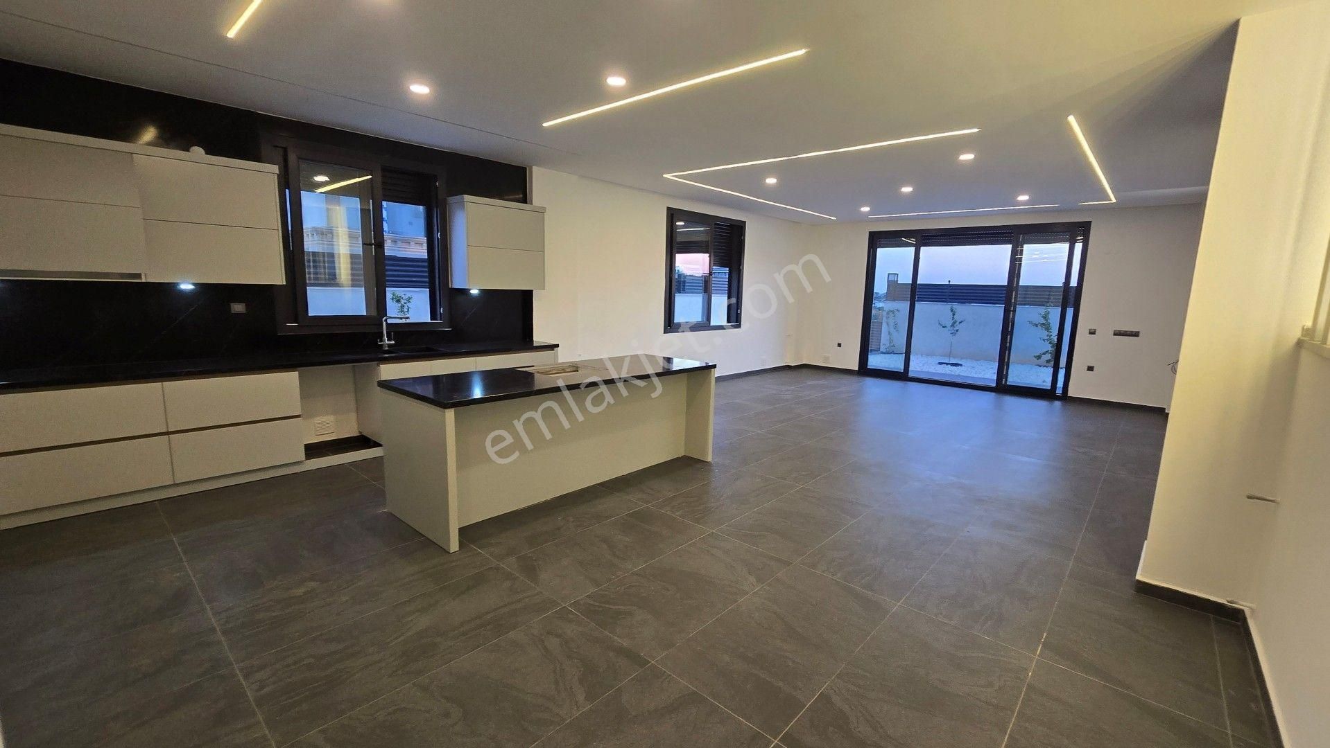 Didim Hisar Mahallesinde Özel Tasarımlı Satılık Lüks Ve Konforun Buluştuğu Tam Müstakil Villa - Görsel 19