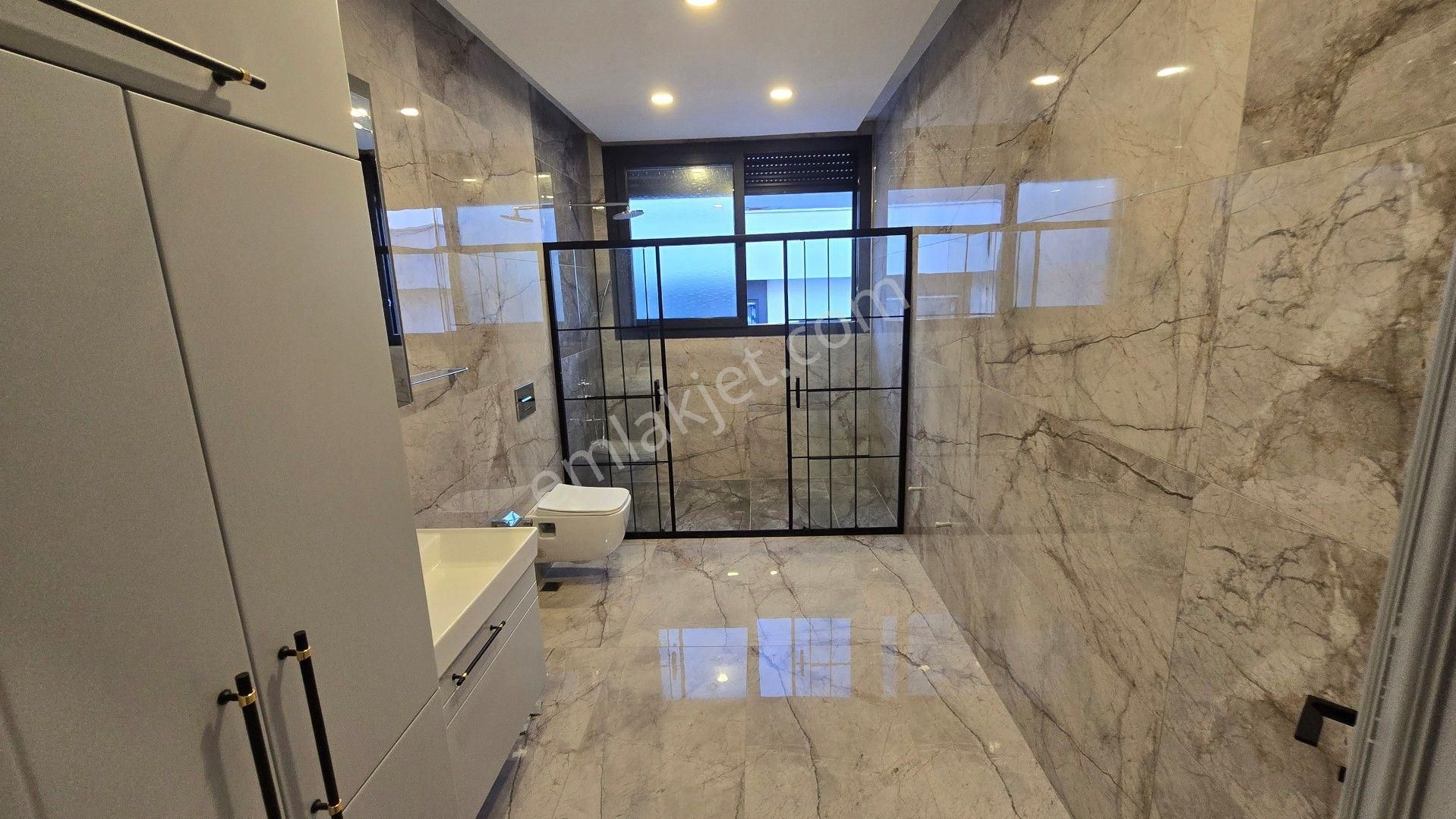 Didim Hisar Mahallesinde Özel Tasarımlı Satılık Lüks Ve Konforun Buluştuğu Tam Müstakil Villa - Görsel 14