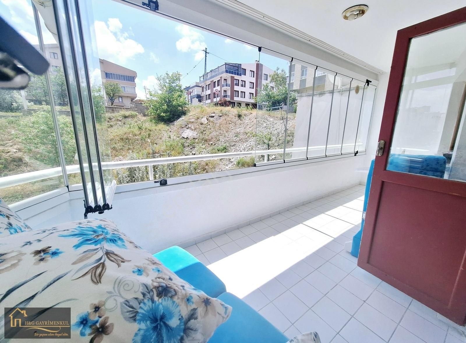 "hg Gayrimenkulden"cadde Yanı 3+1 100m2 Yüksek Krediye Uygn Acil