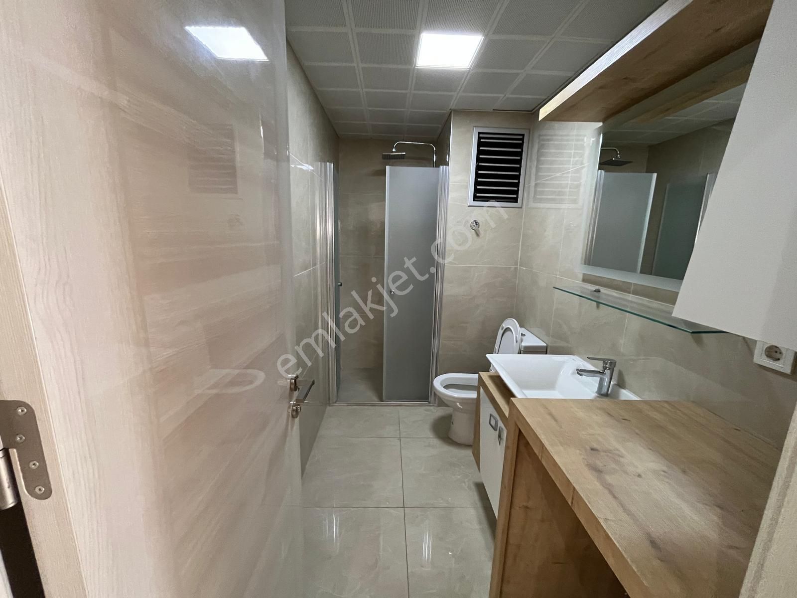 İzmirçiğli Katip Çelebi Üniv. Yürüme Mesafesi Kiralık 2+1 100 M2