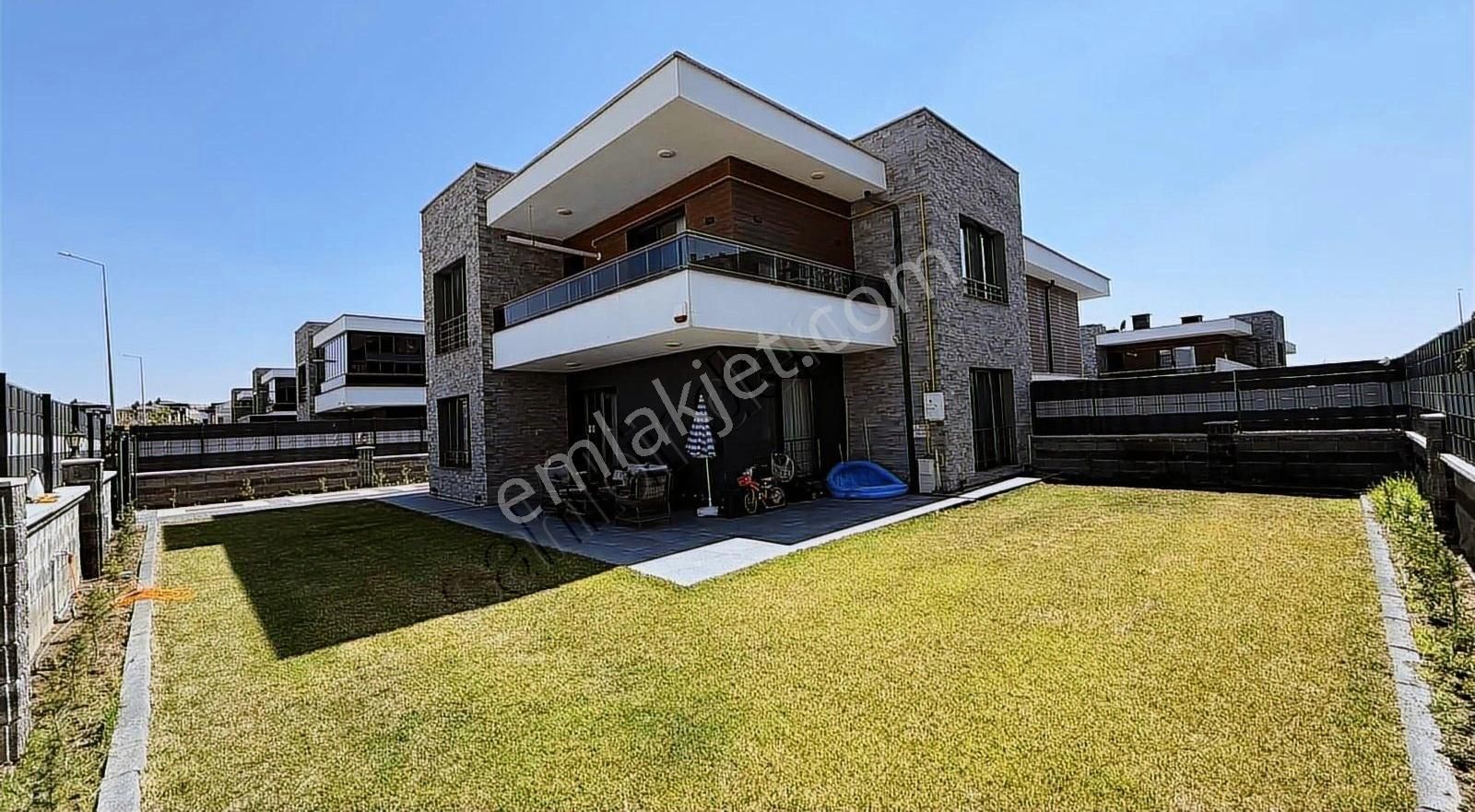 Emlak Ofisimden İldem Cadde Villaları Satılık Ultra Lüks Villa - Görsel 8
