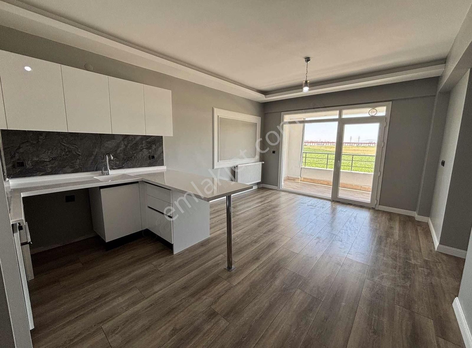 Emlak Ofisimden Şehir Hastanesi Karşısı 2+1 Sıfır Kiralık Daire