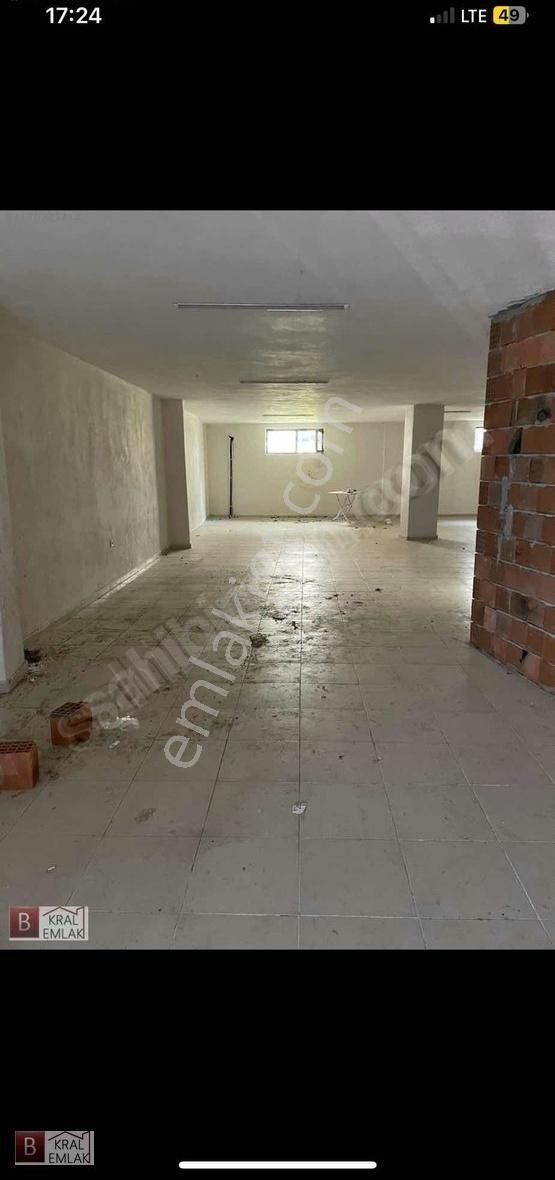 Fidyekızıkta Sanayi Elektrikli 200 M2 Kiralık Dükkan