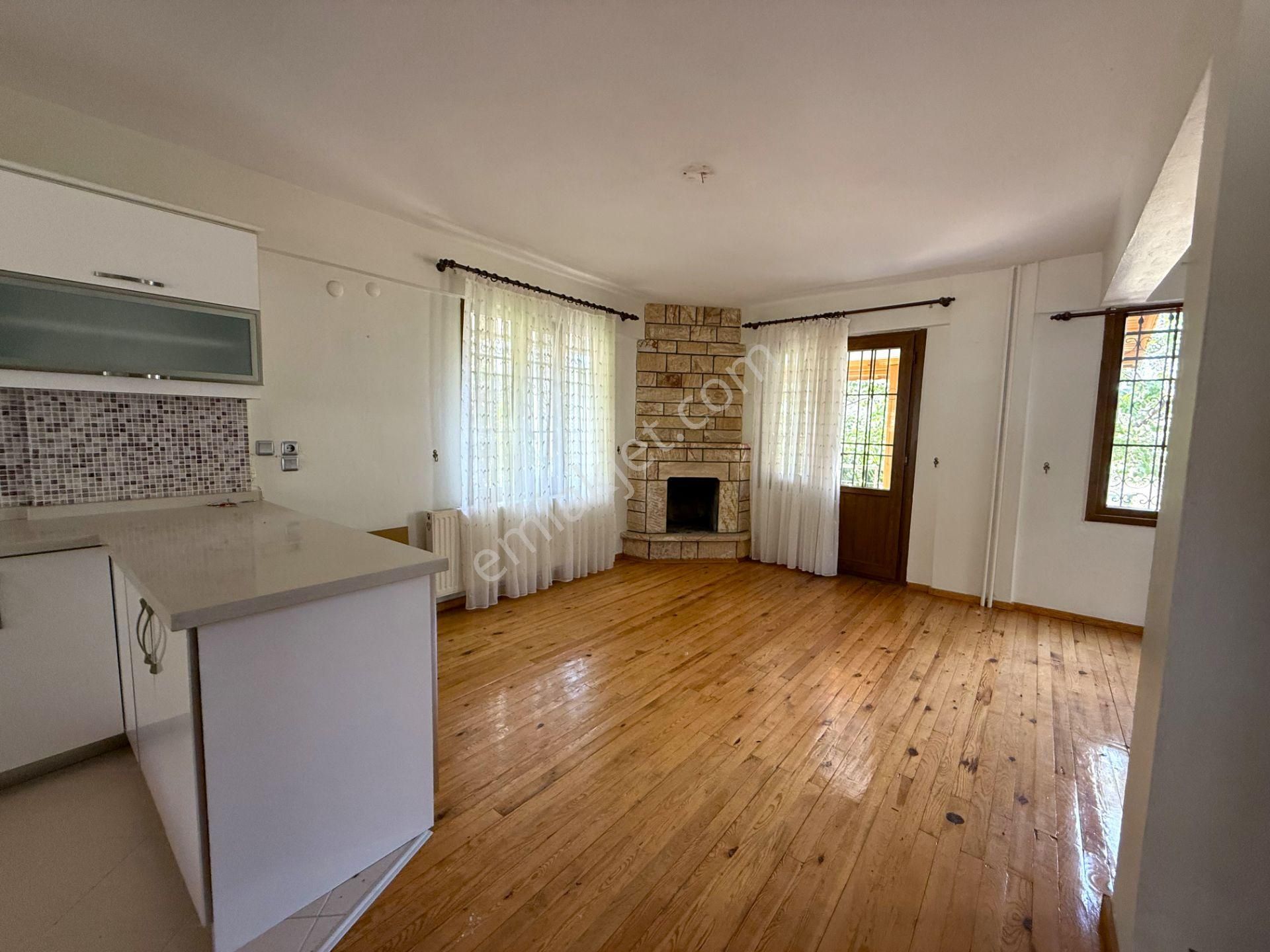 🔴🔴 Yetkili Güç'ten Altınoluk'ta Denize 200m Masrafsız Satılık 3+1 Müstakil - Görsel 5