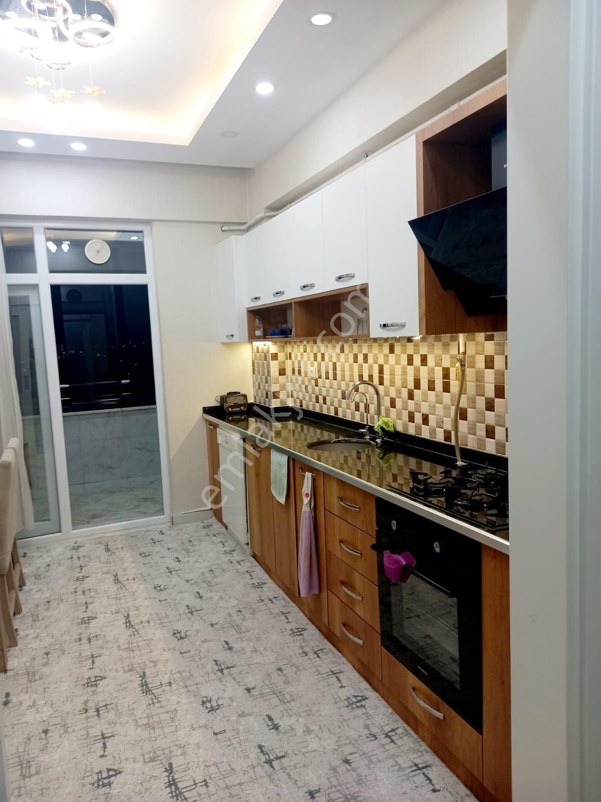 Karaca Ahmete 2+1 Satlık Dayre