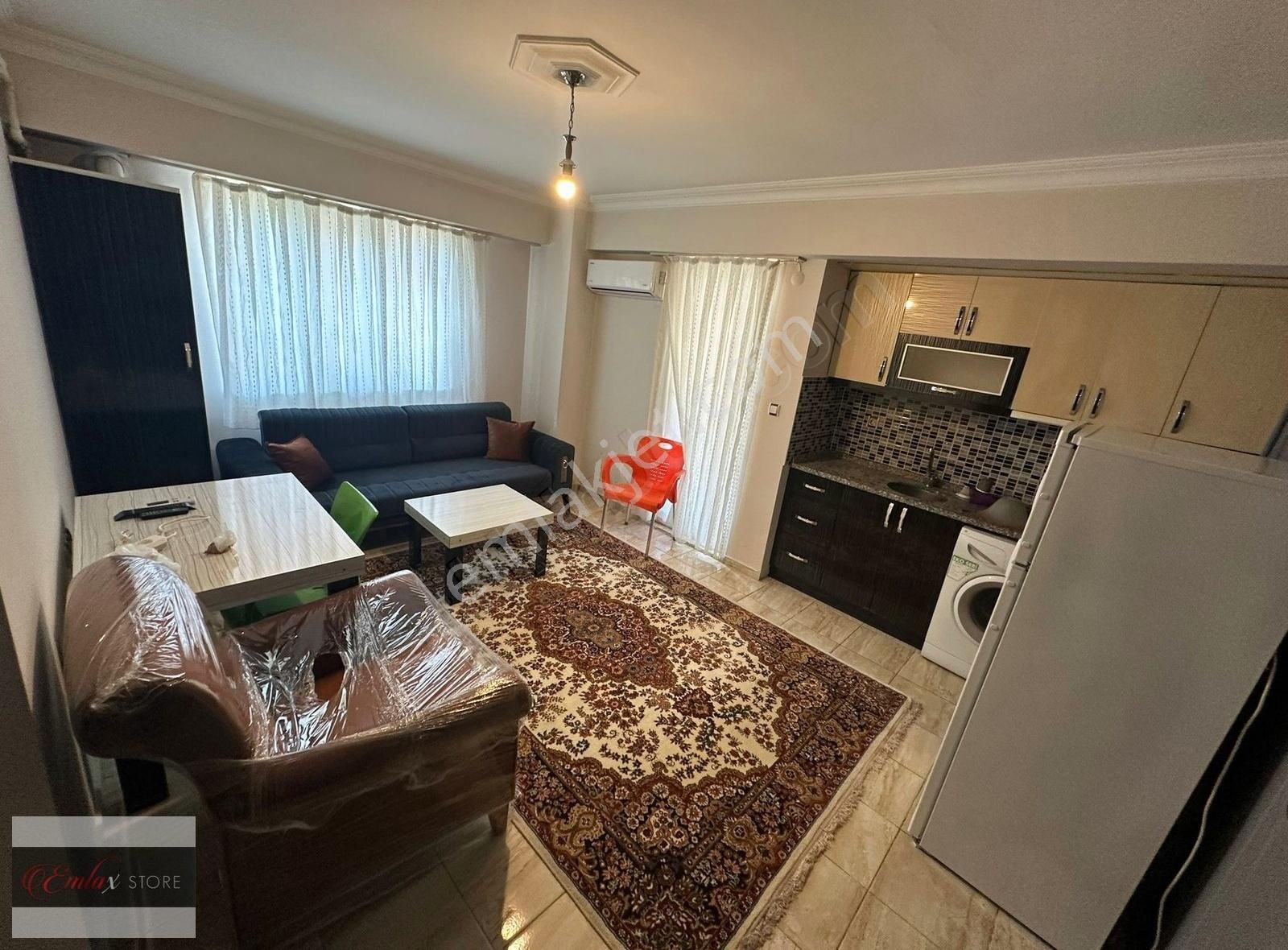 Üniversite Yakını 1+1&2+1arakat Balkonlu Klimalı Eşyalı Apartlar