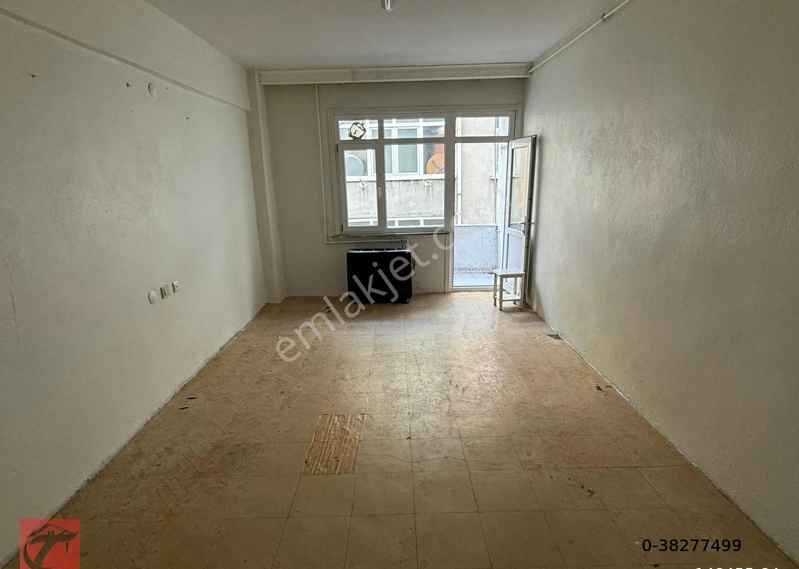 Tunç Emlaktan Fevziçakmakta Kiralık Daire