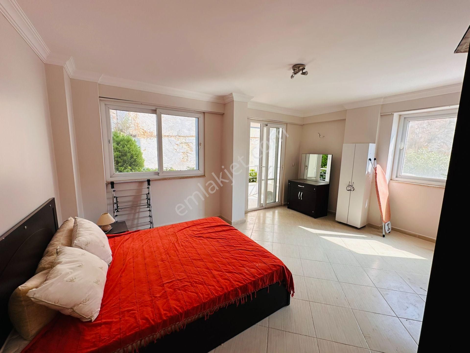 Akbük'te 3+1 Dubleks Daire Fırsat Daire Deniz Manzaralı ! - Görsel 11