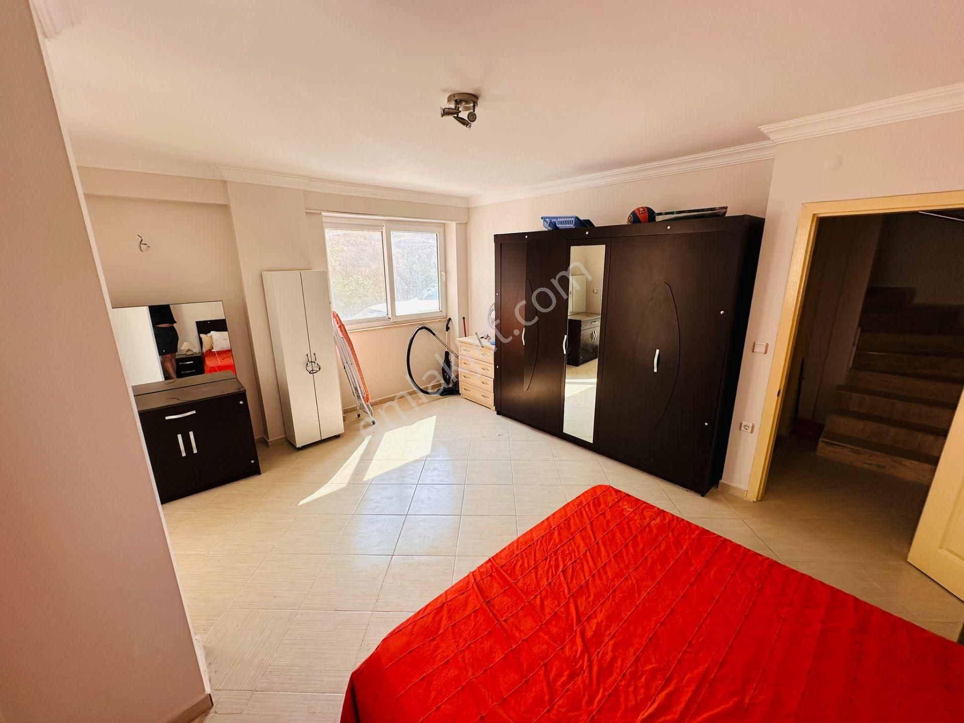 Akbük'te 3+1 Dubleks Daire Fırsat Daire Deniz Manzaralı ! - Görsel 13