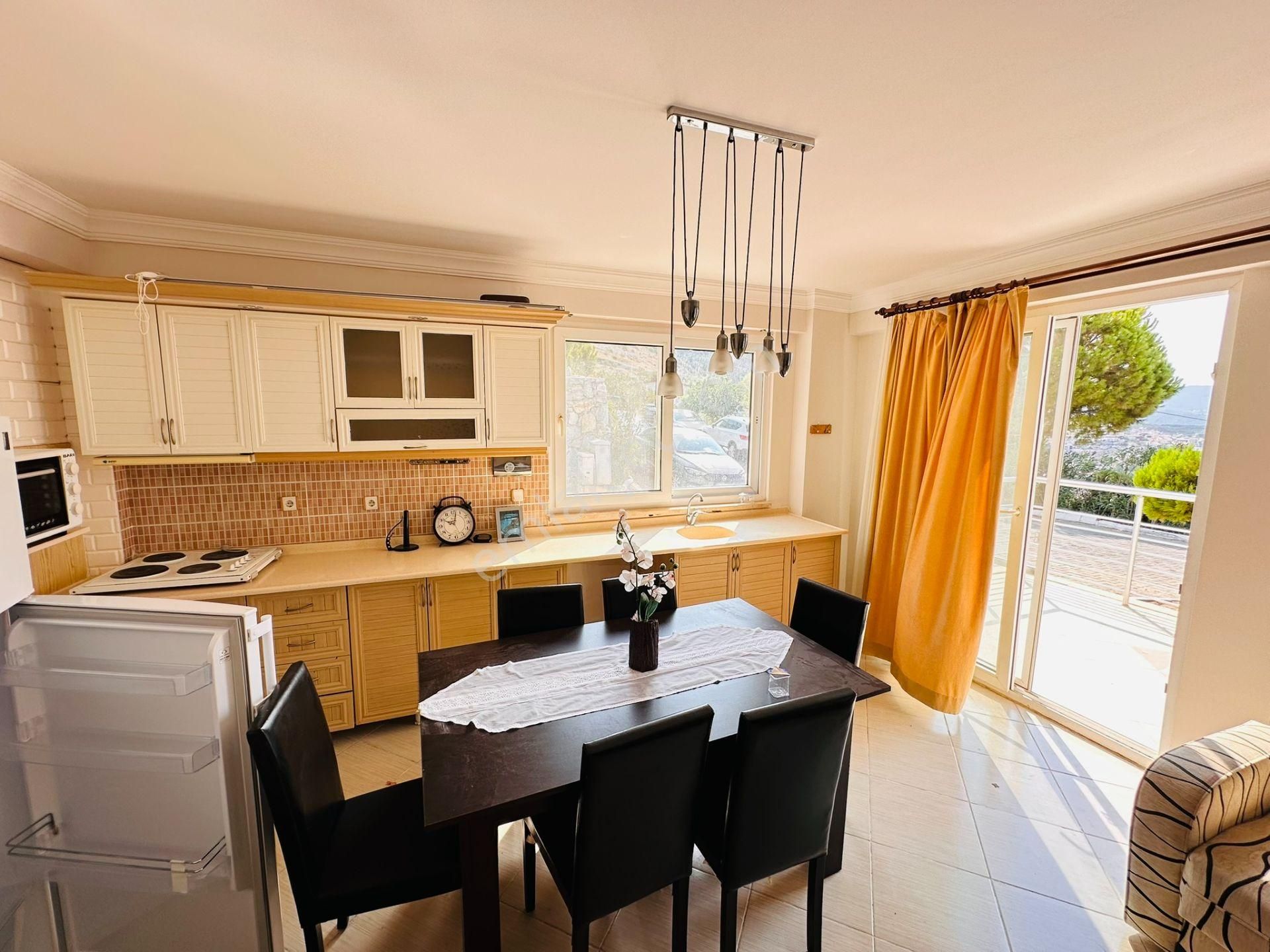 Akbük'te 3+1 Dubleks Daire Fırsat Daire Deniz Manzaralı ! - Görsel 4