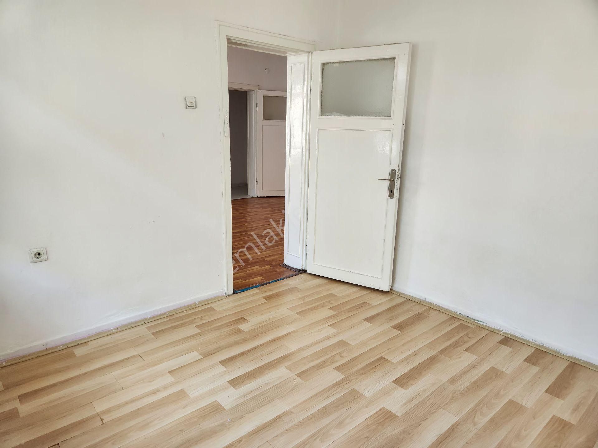 Burak Emlak'dan Kiralık Daire Cebeci Güvey Sk. 3+1 Katta - Görsel 8