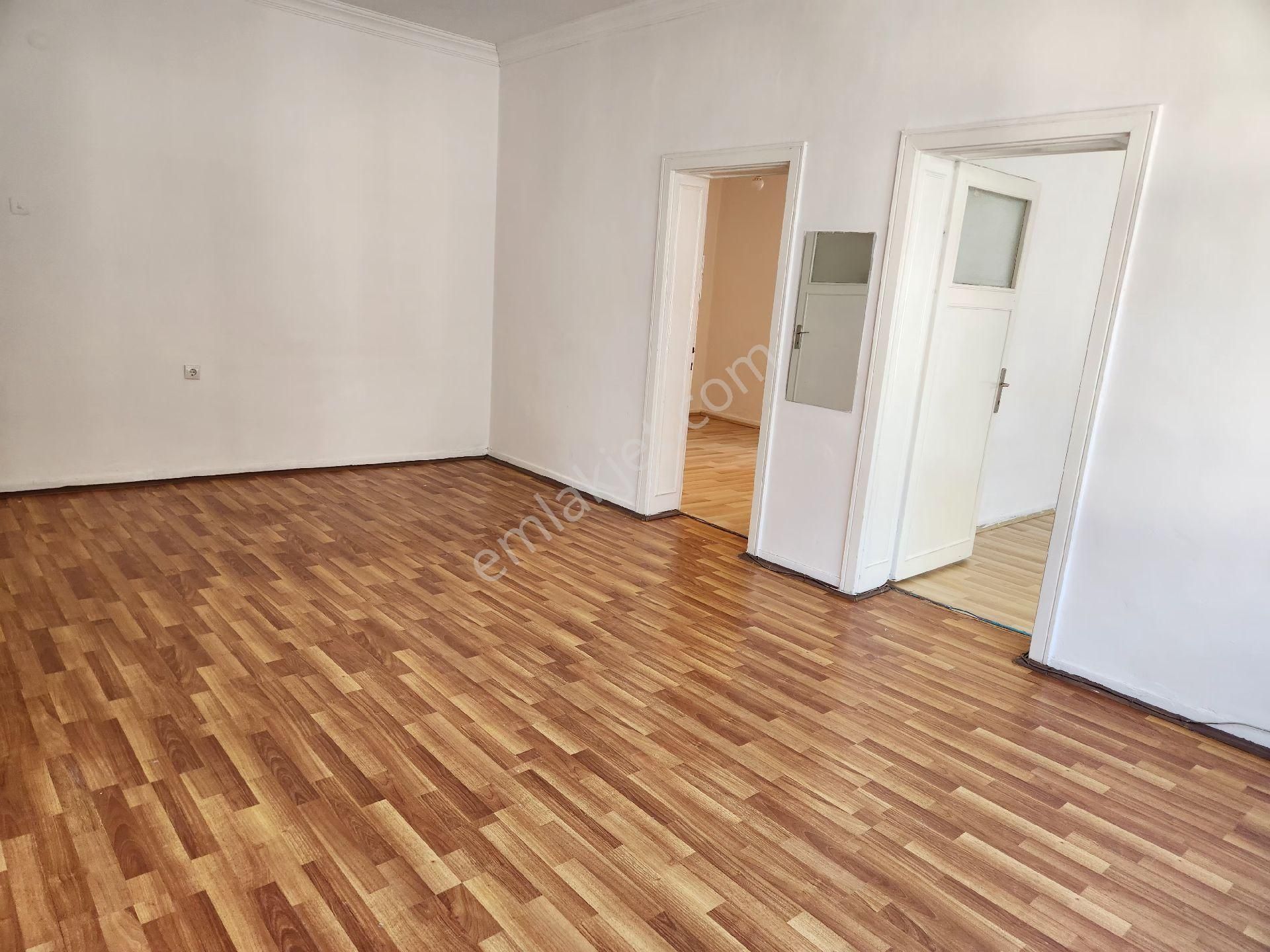 Burak Emlak'dan Kiralık Daire Cebeci Güvey Sk. 3+1 Katta - Görsel 4