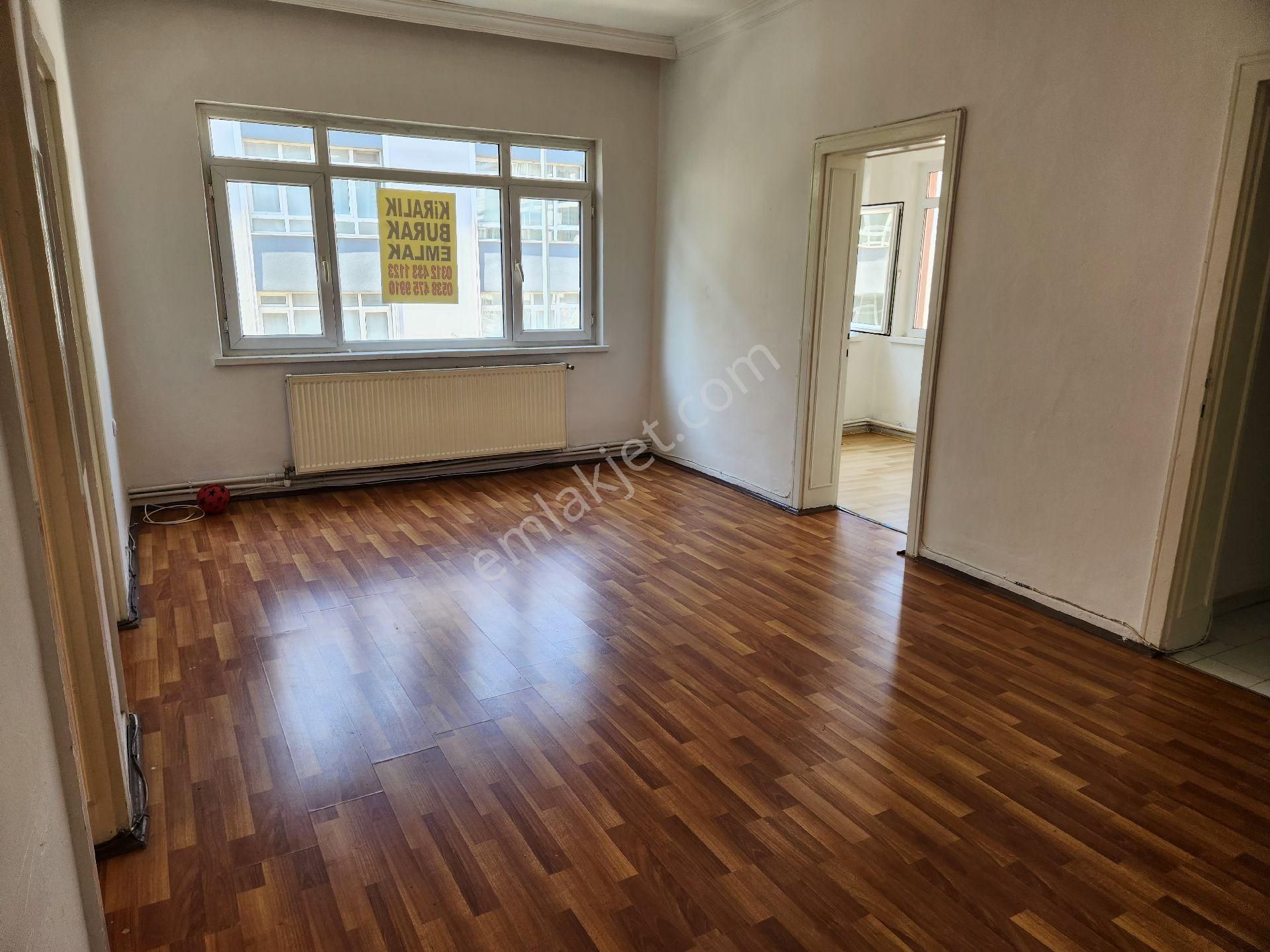 Burak Emlak'dan Kiralık Daire Cebeci Güvey Sk. 3+1 Katta - Görsel 2