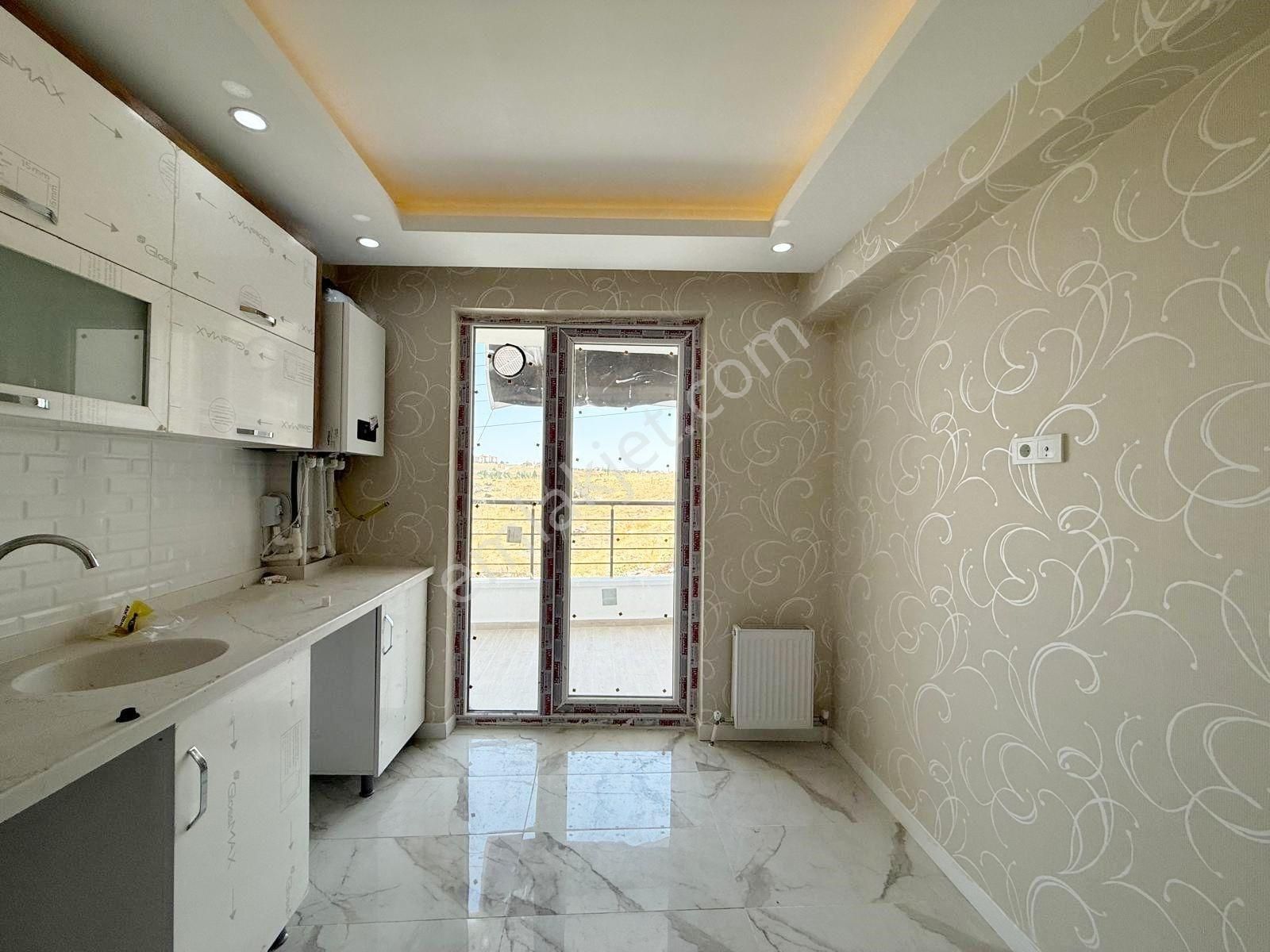 Öz Maşallah'dan Kombi Petek Sıfır Katta 2+1 Daire,, - Görsel 15