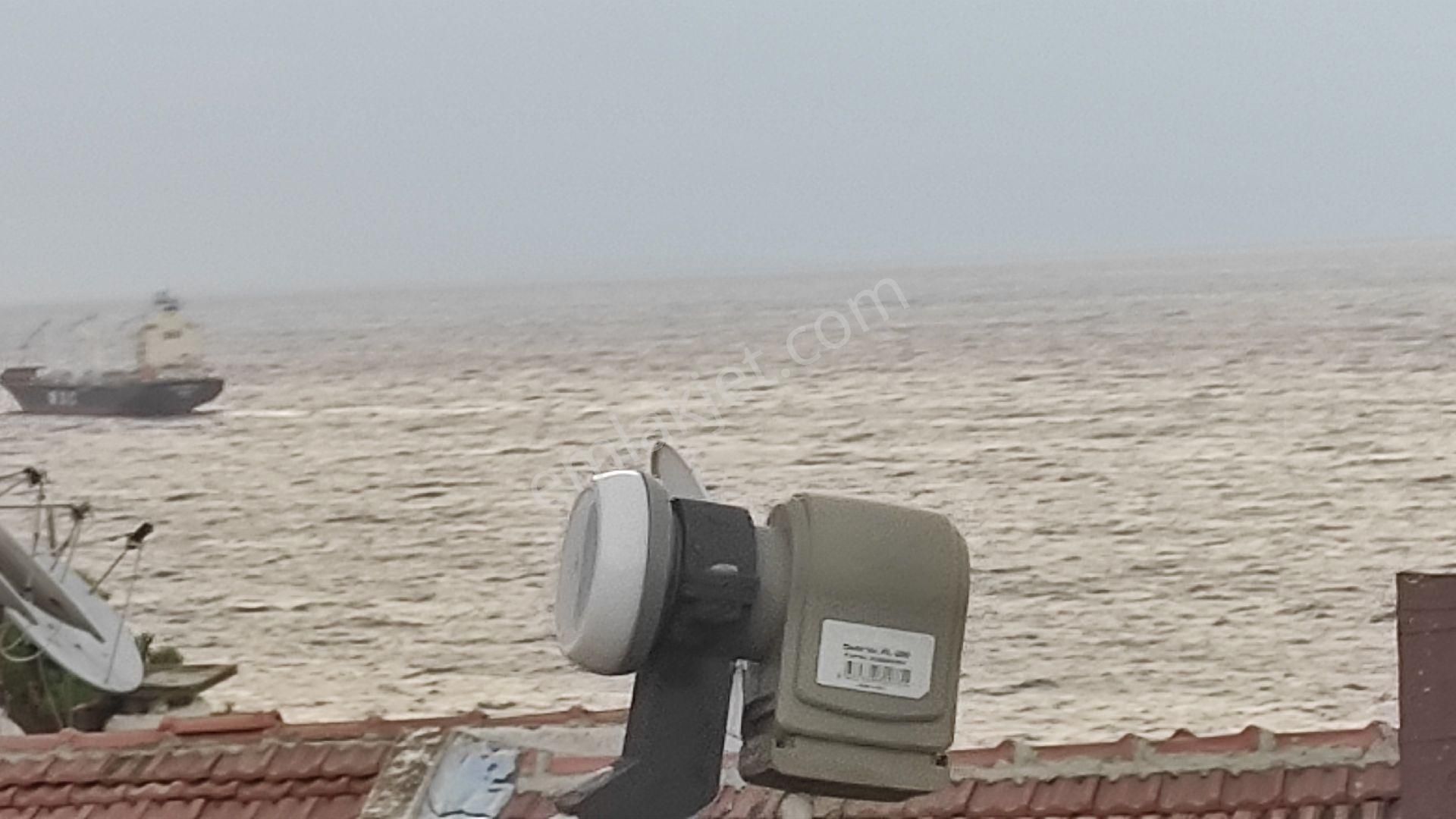 Tekirdağ, Süleymanpaşa,topağaç,mh.,3+1,bahçeli,denize,100,m,mesafede,içi,temiz,villa
