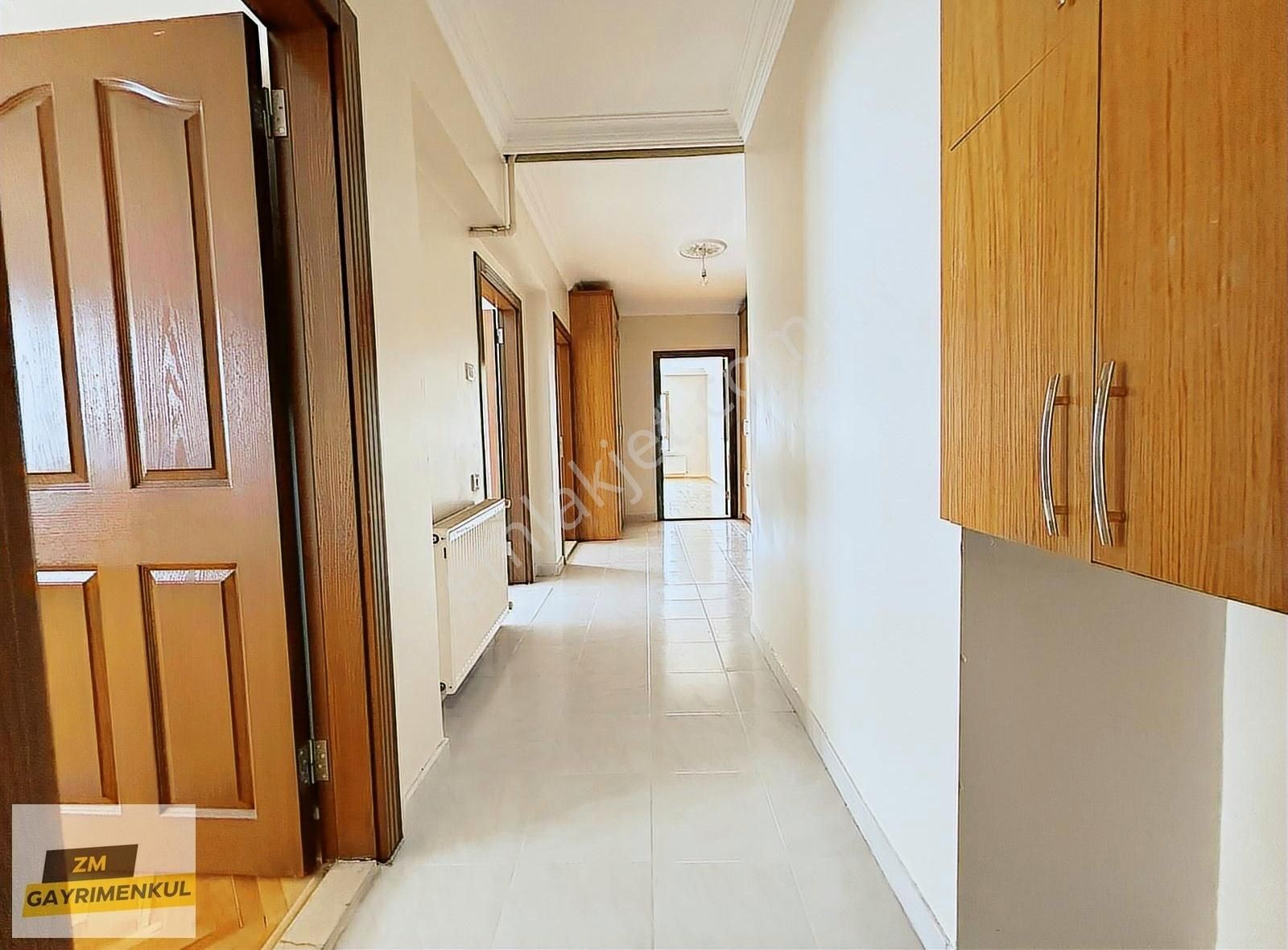 Akdere Peyami Sefa Mahallesinde Yapılı Kiralık Daire...