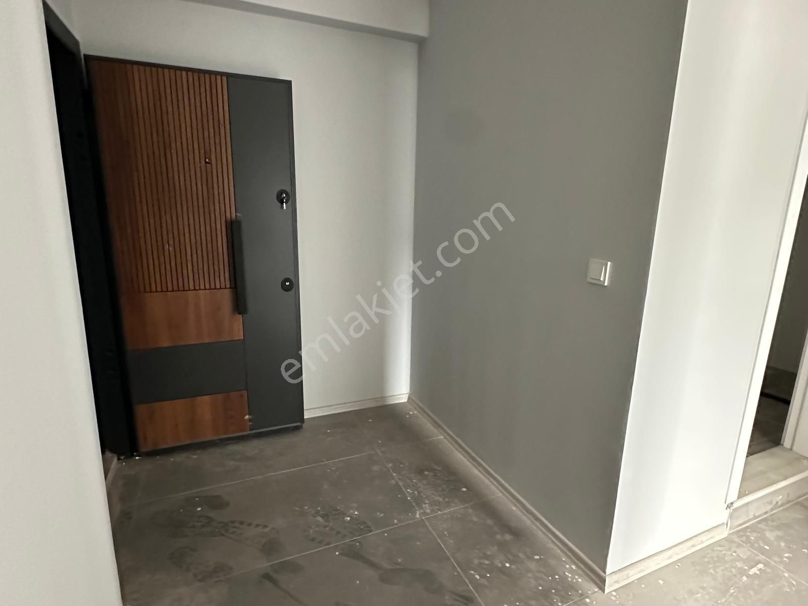 Anahtarınız Hazır! Havuzlu Site, Ayrı Mutfak, Modern 2+1 Daire - Görsel 3