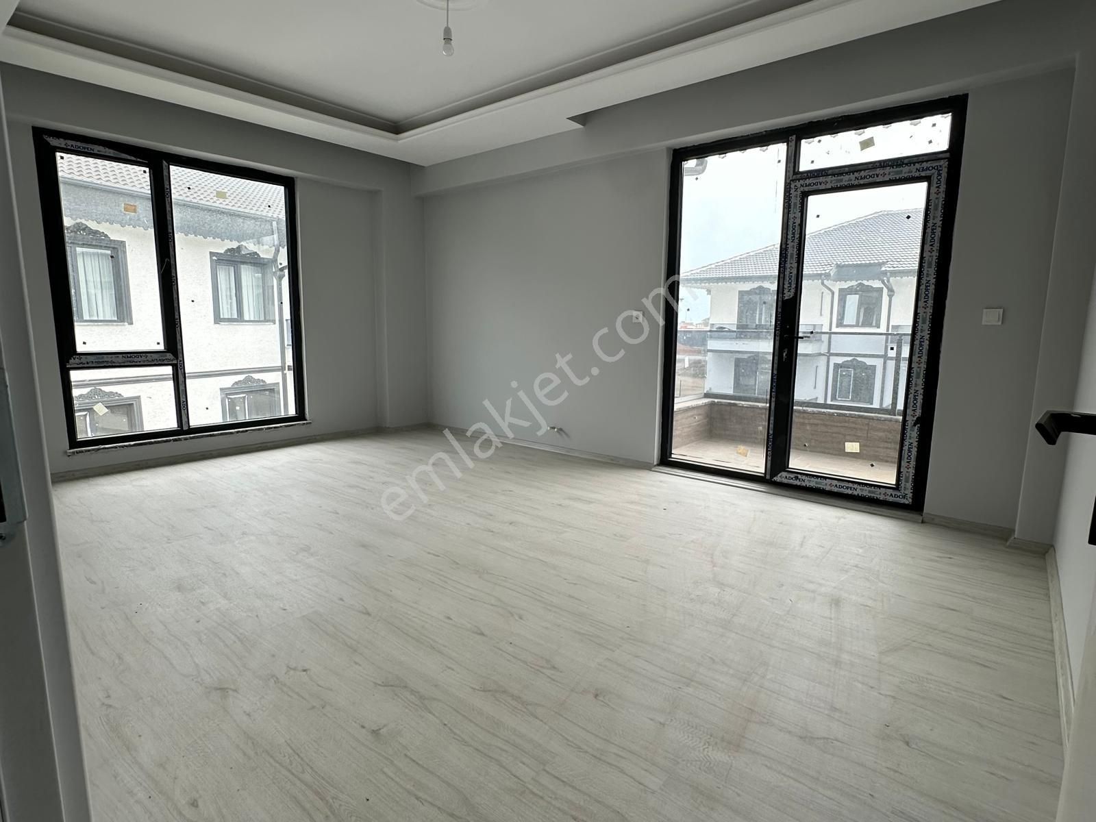Anahtarınız Hazır! Havuzlu Site, Ayrı Mutfak, Modern 2+1 Daire - Görsel 5