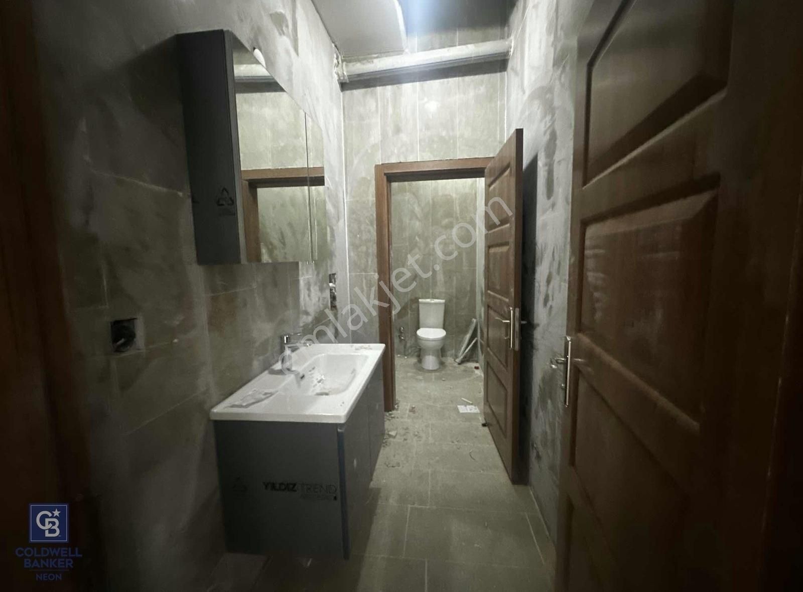 Beylikdüzü Kiralık İmalathane 370m2 İş Merkezinde