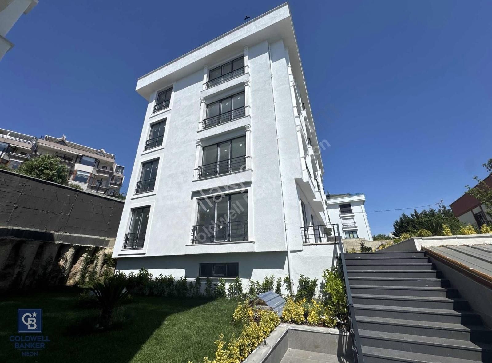 Büyükçekmece Satılık Deniz Manzaralı Sıfır 3+1 Daire