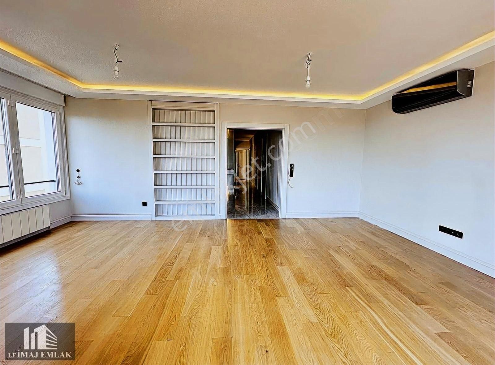 Fenerbahçe Dalyan Sahilde Deniz Manzaralı 3+1 140 M2 Balkonlu - Görsel 2