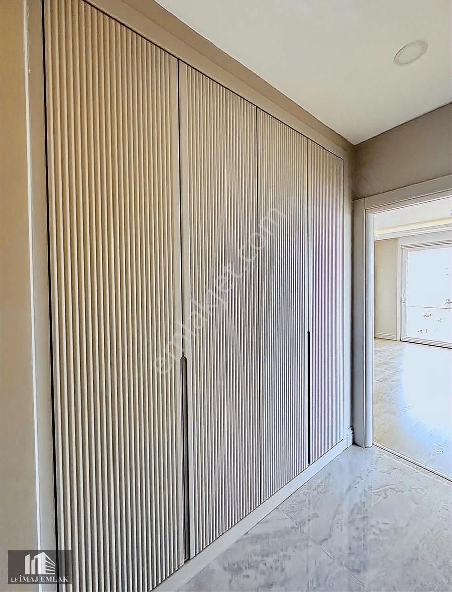 Fenerbahçe Dalyan Sahilde Deniz Manzaralı 3+1 140 M2 Balkonlu - Görsel 14