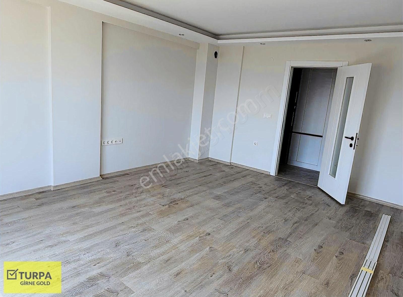 Çiğli Esentepede Sıfır Deniz Manzaralı Fırsat Daire - Görsel 13