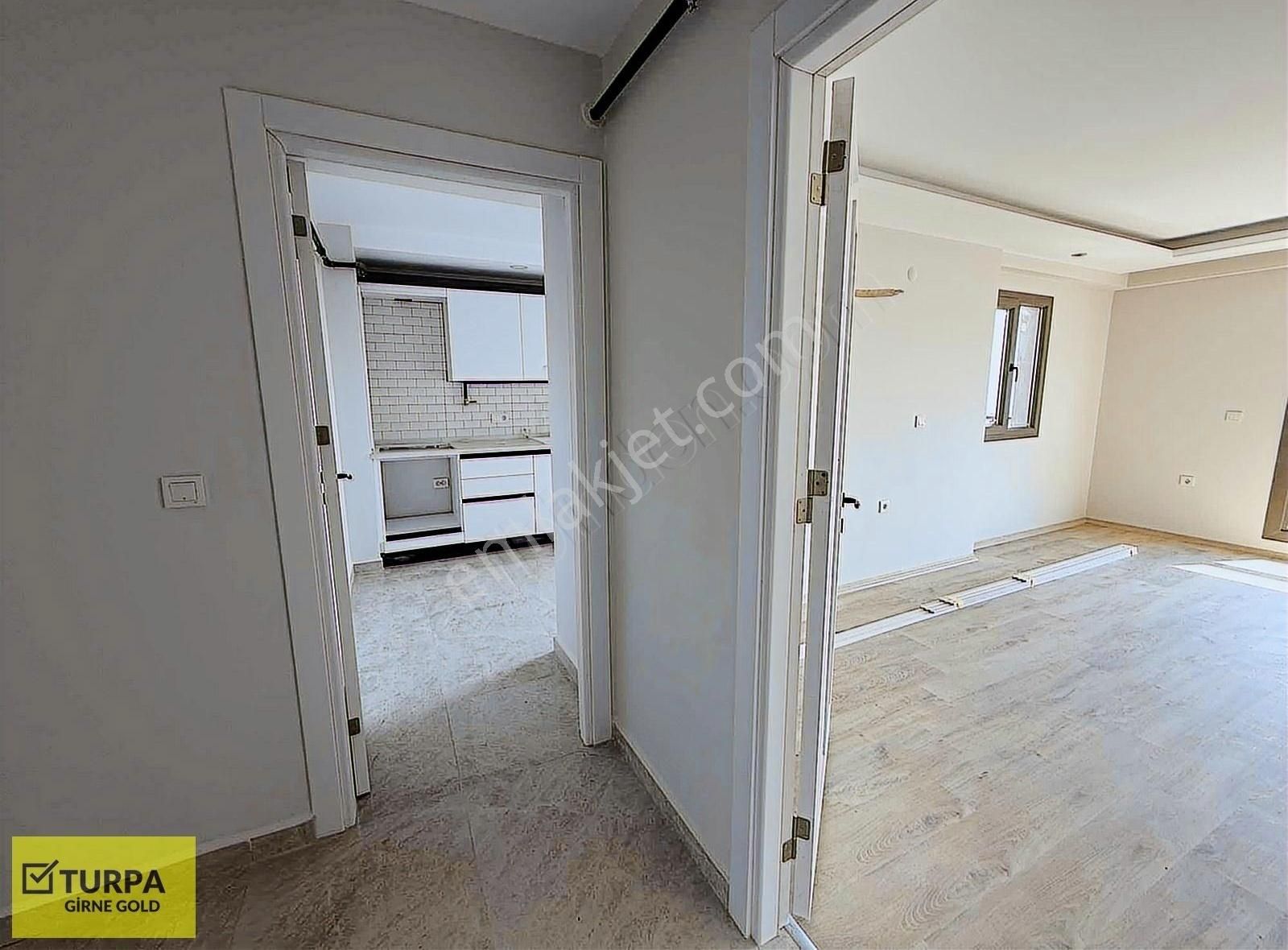 Çiğli Esentepede Sıfır Deniz Manzaralı Fırsat Daire