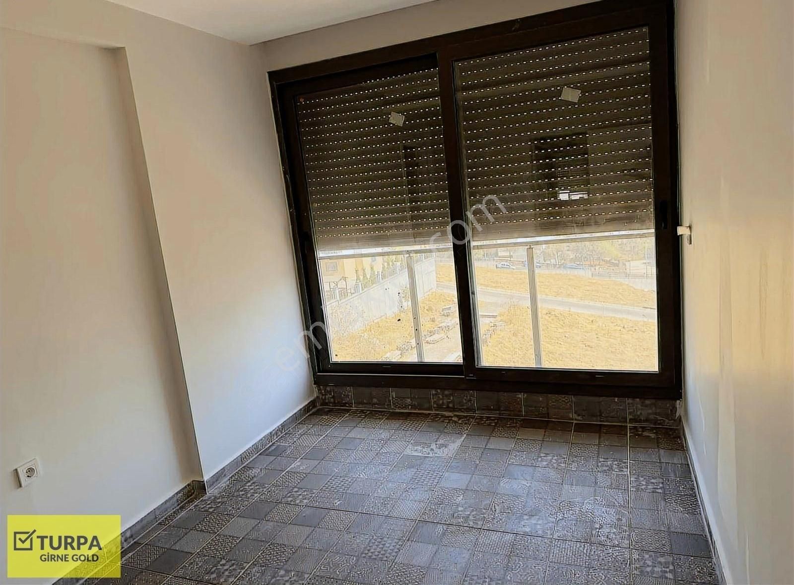 Çiğli Esentepede Sıfır Deniz Manzaralı Fırsat Daire - Görsel 5