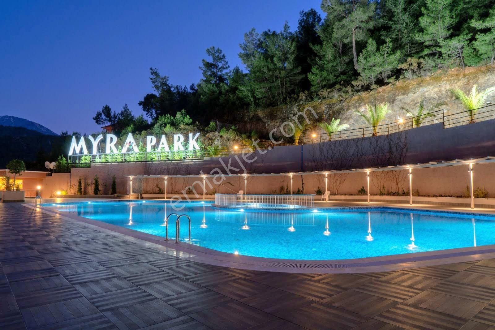 Goldhouse Dan Satılık Daire Myra Park Evlerinde Şehir Ve Doğa Manzaralı Sıfır 1+1