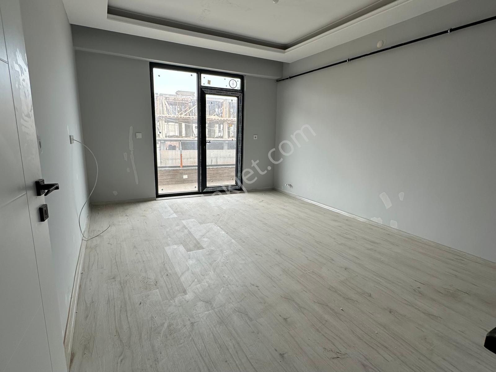Site İçi Lüks 1+1 - Modern Tasarım, Açık Havuz, Sahile Yakın! - Görsel 5