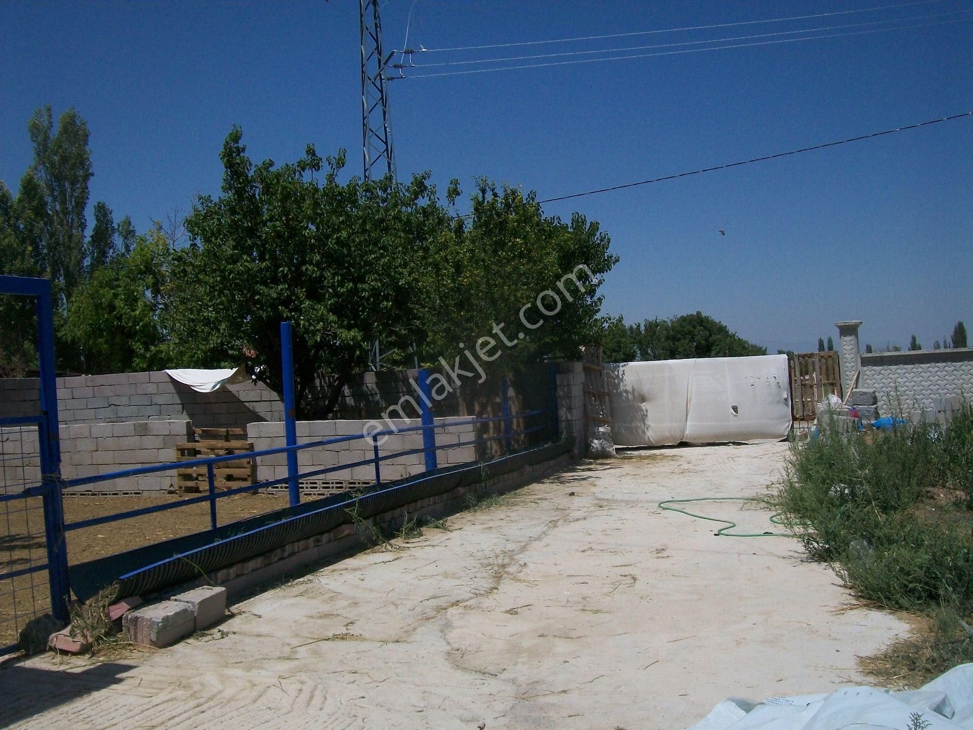 Konya Ereğli Çimencik Mah.de 122 Ada 36 Parselde Bahçeli.kuyu Ahırlı Ev Ve Arsası - Görsel 7