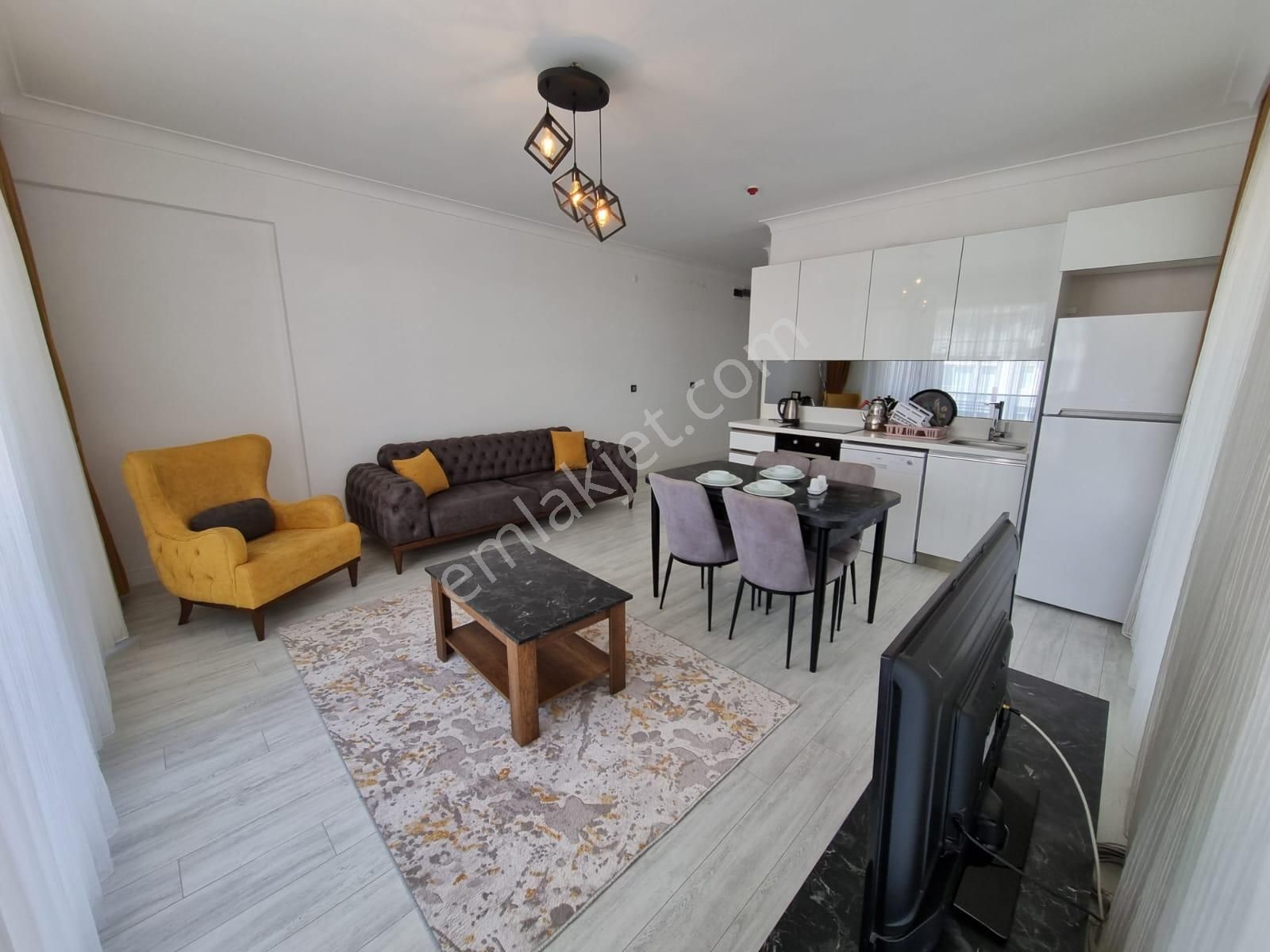 *** Yıldız' Da 4+2 Dubleks Eşyalı Kiralık Herşey Dahil ***