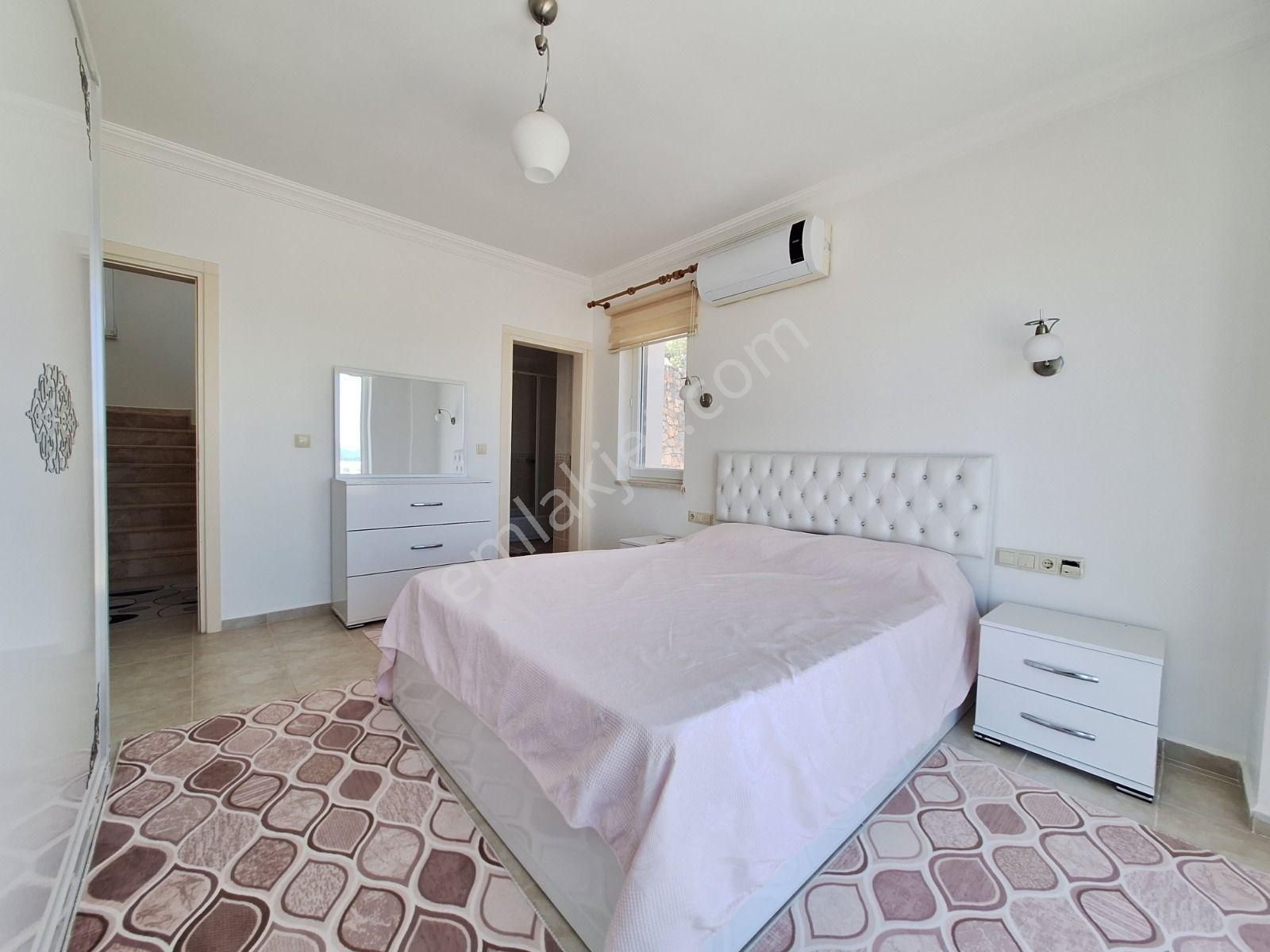 Muğla Boğaziçi Site İçerisinde Özel Havuzlu Tam Müstakil Satılık Villa - Görsel 12