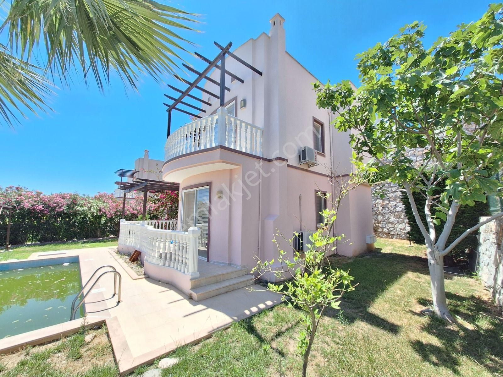Muğla Boğaziçi Site İçerisinde Özel Havuzlu Tam Müstakil Satılık Villa - Görsel 21