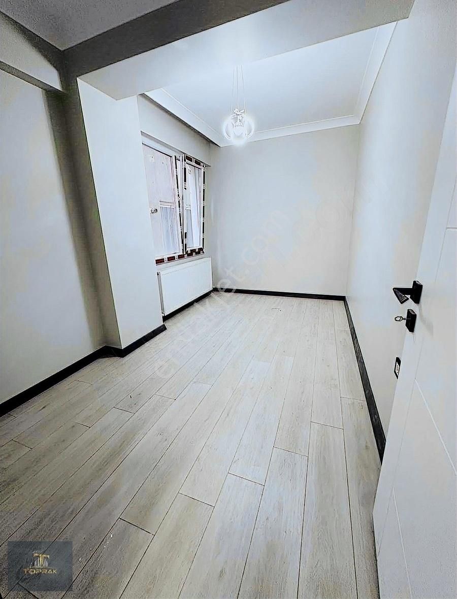İncirtepe De Satılık 1+1