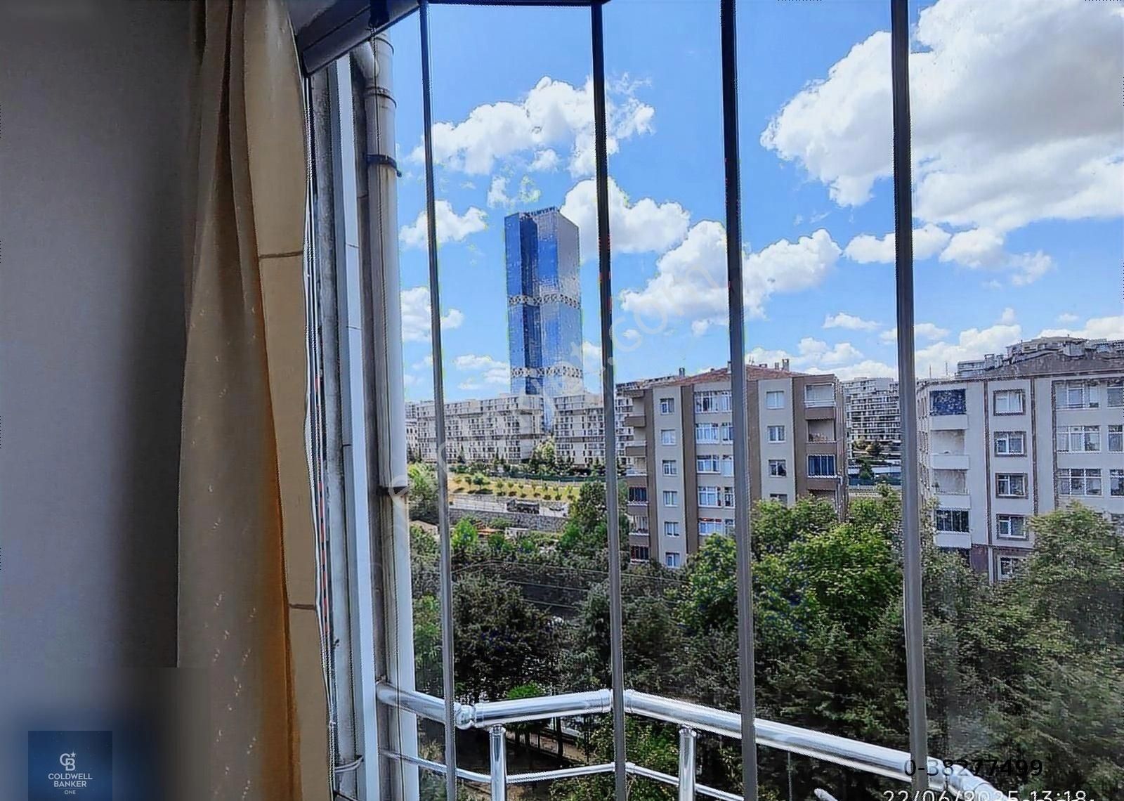 Cb One Dan Ümraniye Elmalıkent - Şaşmaz Sitesi'nde Satılık Daire
