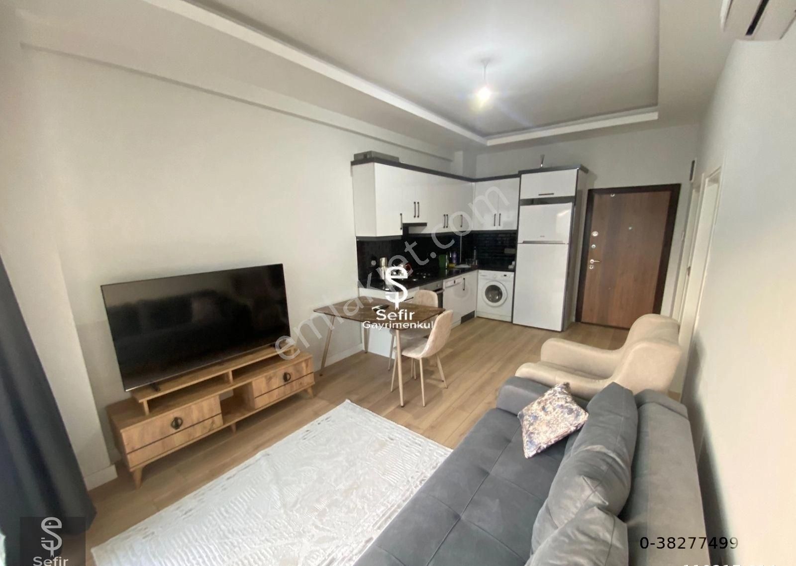 Alanya Mahmutlar'da Denize 150 Metre Full Aktiviteli 1+1 Eşyalı Daire