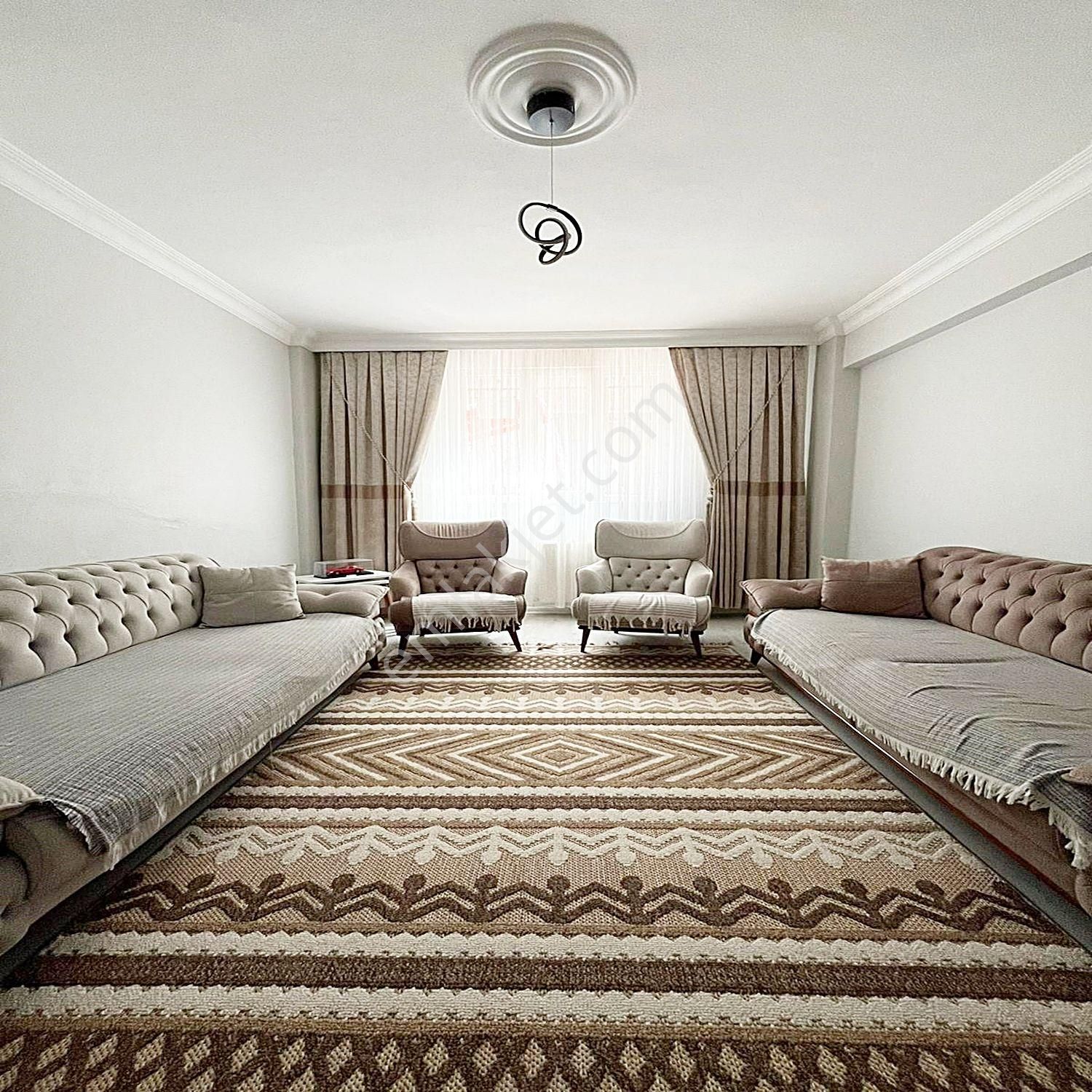 Esenyurt Battalgazi Mah Tek Daire Üzeri 2+1 Bahçe Katı