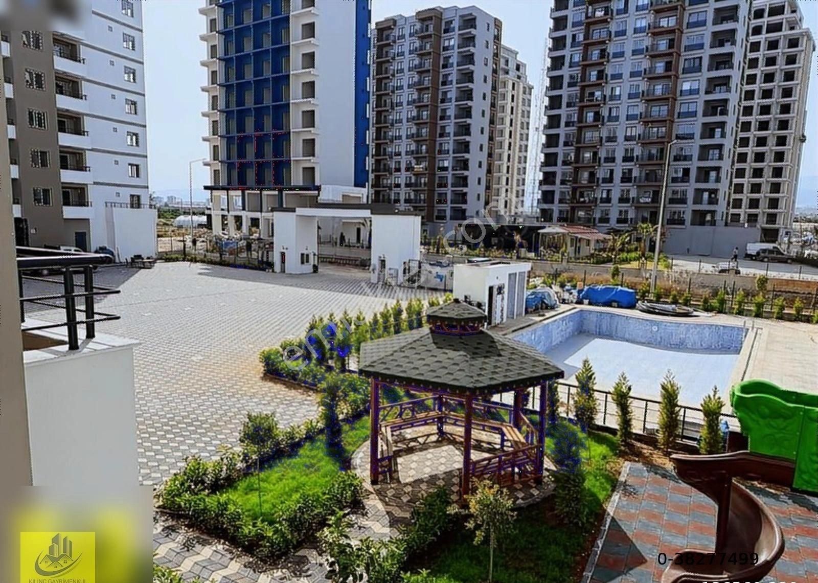 Plaja 300 M Mesafede Yüzme Havuzlu Doğalgazlı 2 +1 Sıfır Daıre