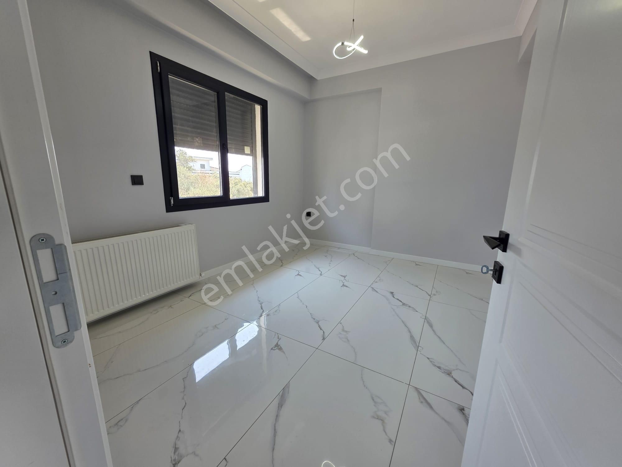 Güre Sahil Bölgesinde Modern Mimarı Lüks 4+1 Villa - Görsel 22