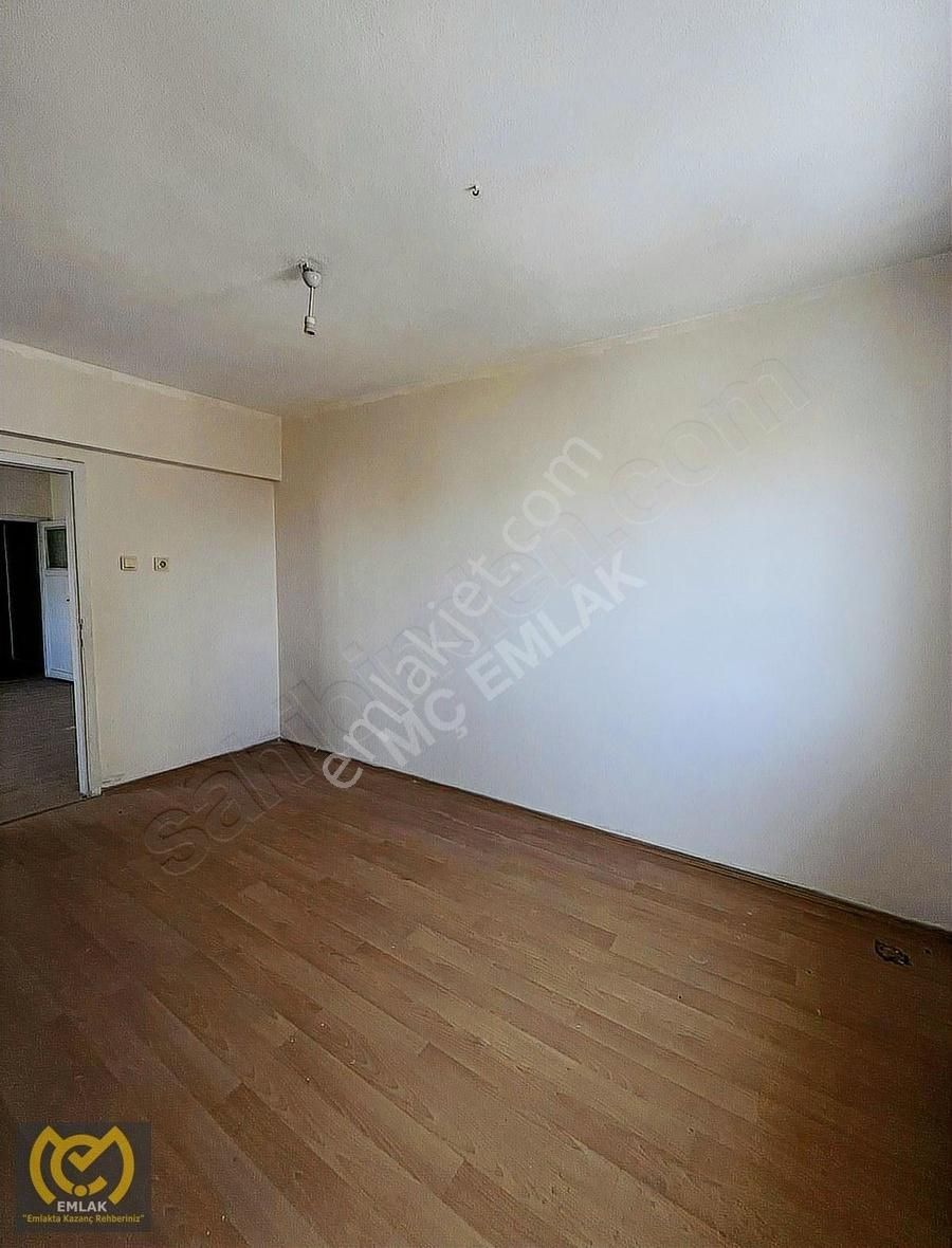 Mç Emlaktan Cadde Üzeri Konum,baştan Aşşağı Yenilenmiş Daire!! - Görsel 25