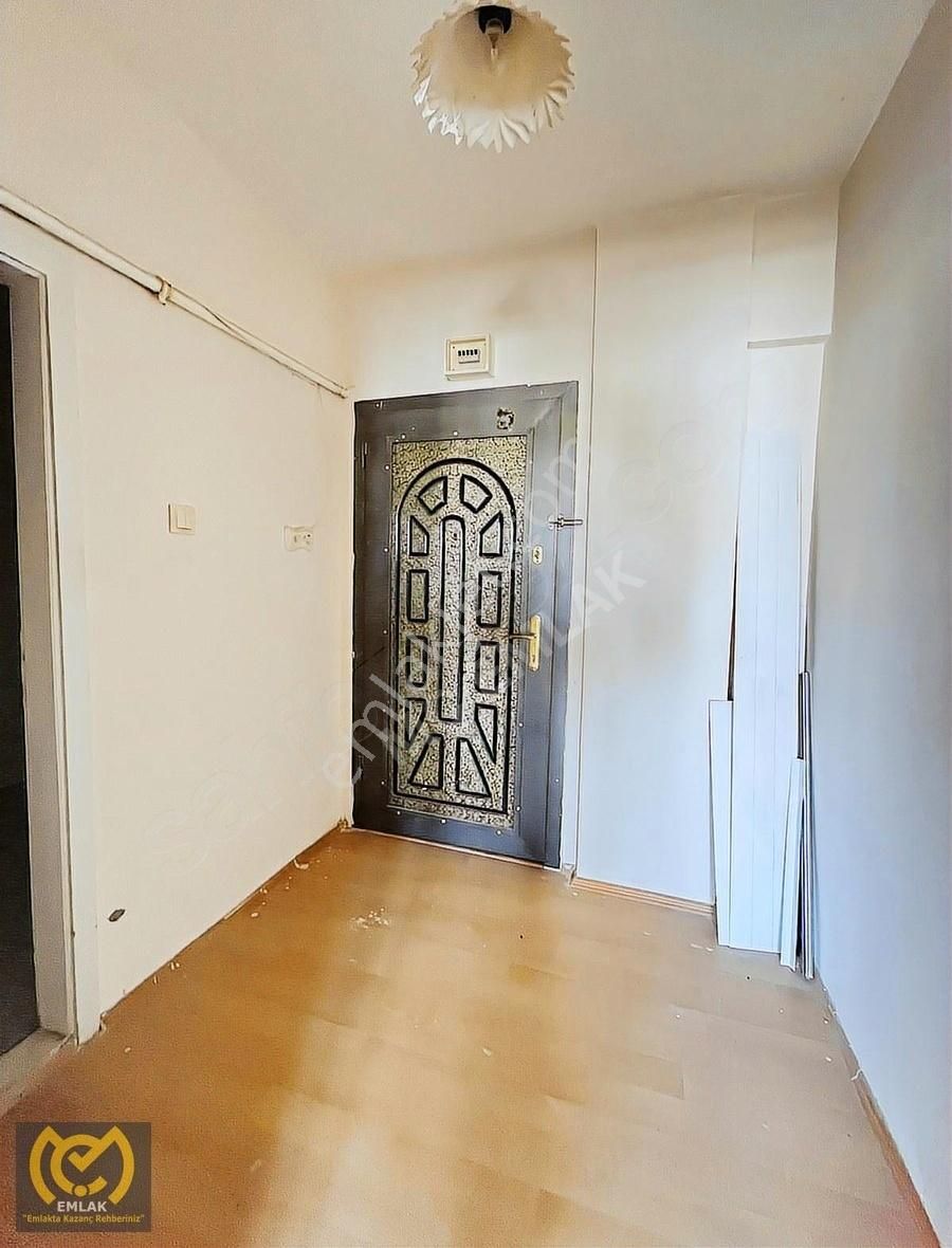 Mç Emlaktan Cadde Üzeri Konum,baştan Aşşağı Yenilenmiş Daire!! - Görsel 13