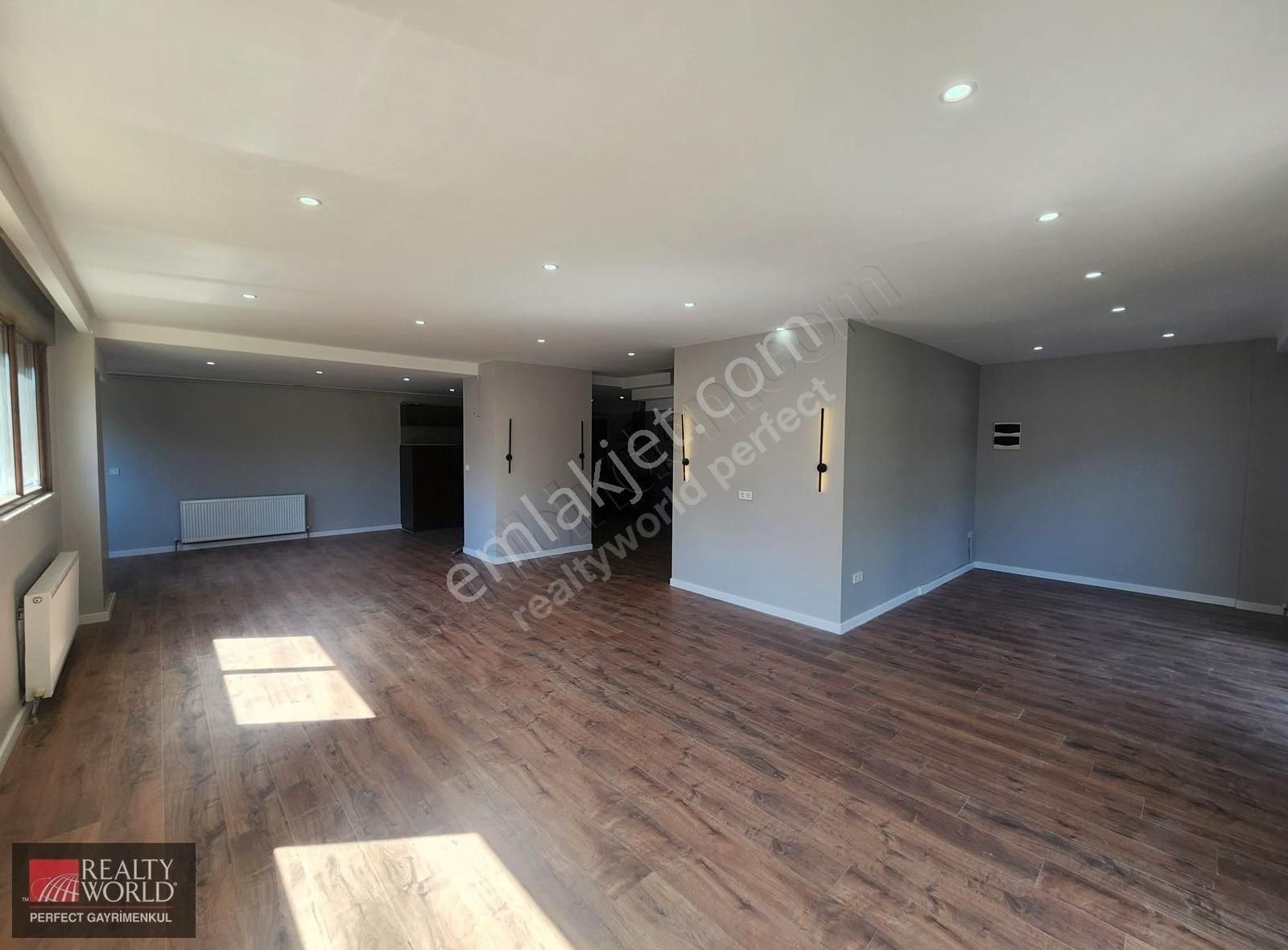 *rw Perfect*zekeriyaköy Brıtısh School'a Yakın Satılık 4+1 Villa - Görsel 3